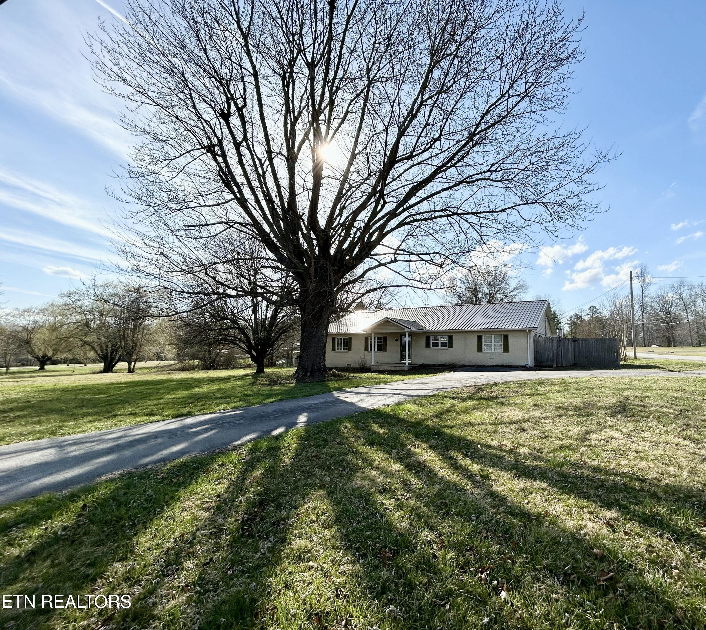 510 Dunbar Rd Property Photo