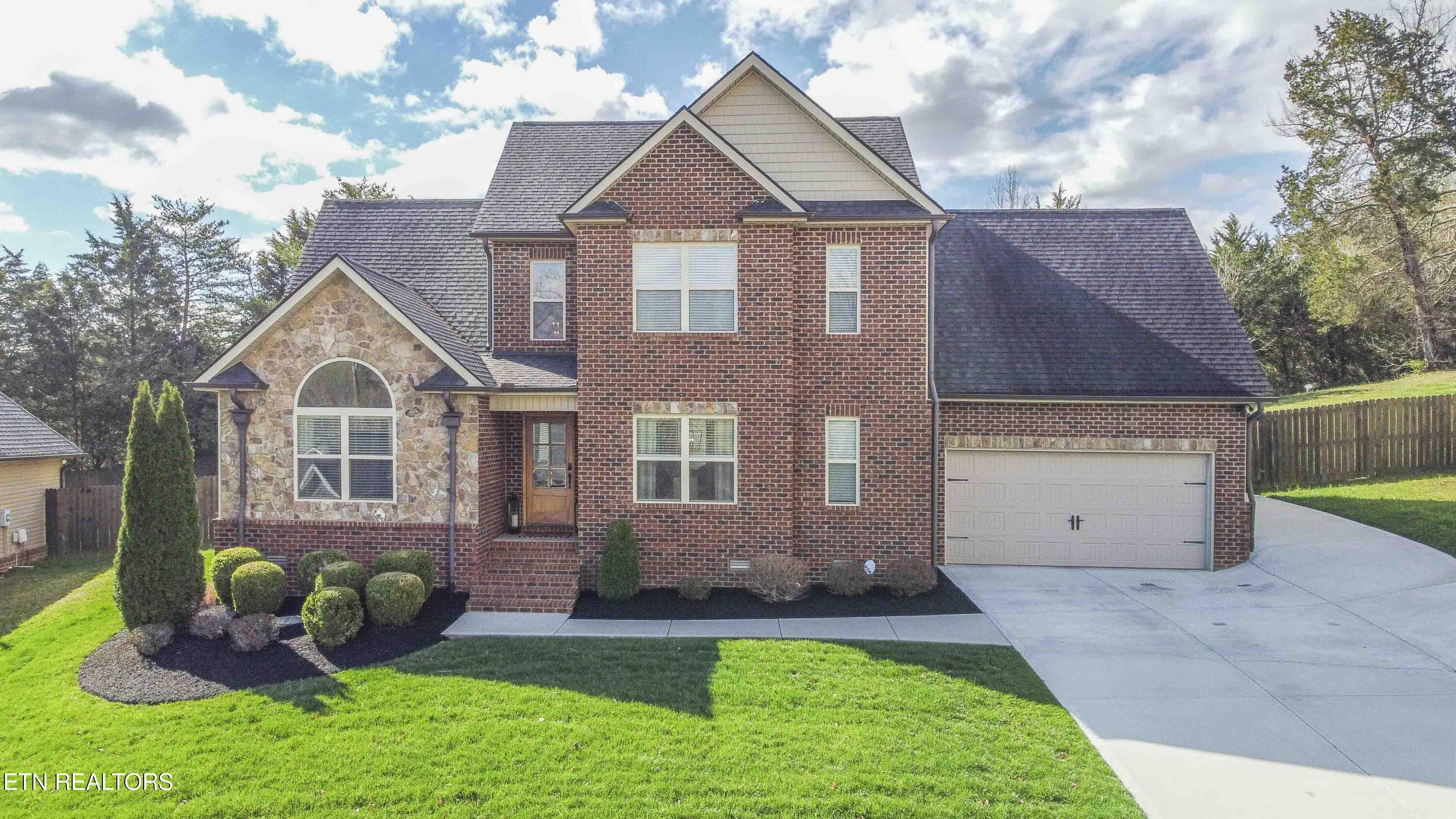 1312 Fox Ridge Drive Property Photo