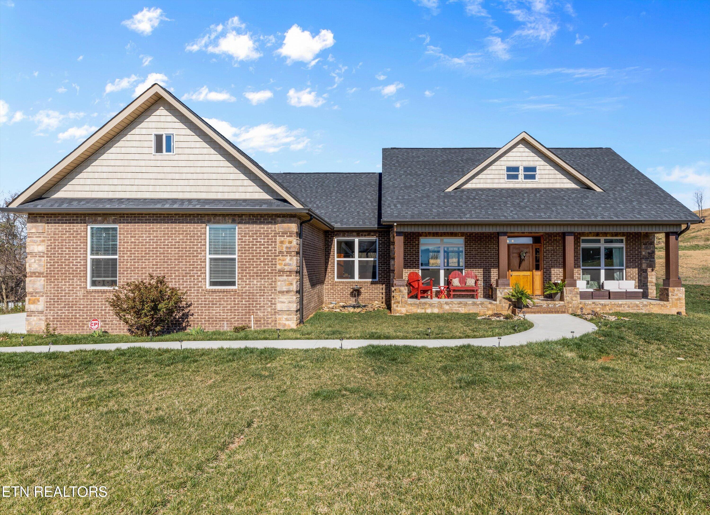 3749 Hillview Drive Property Photo