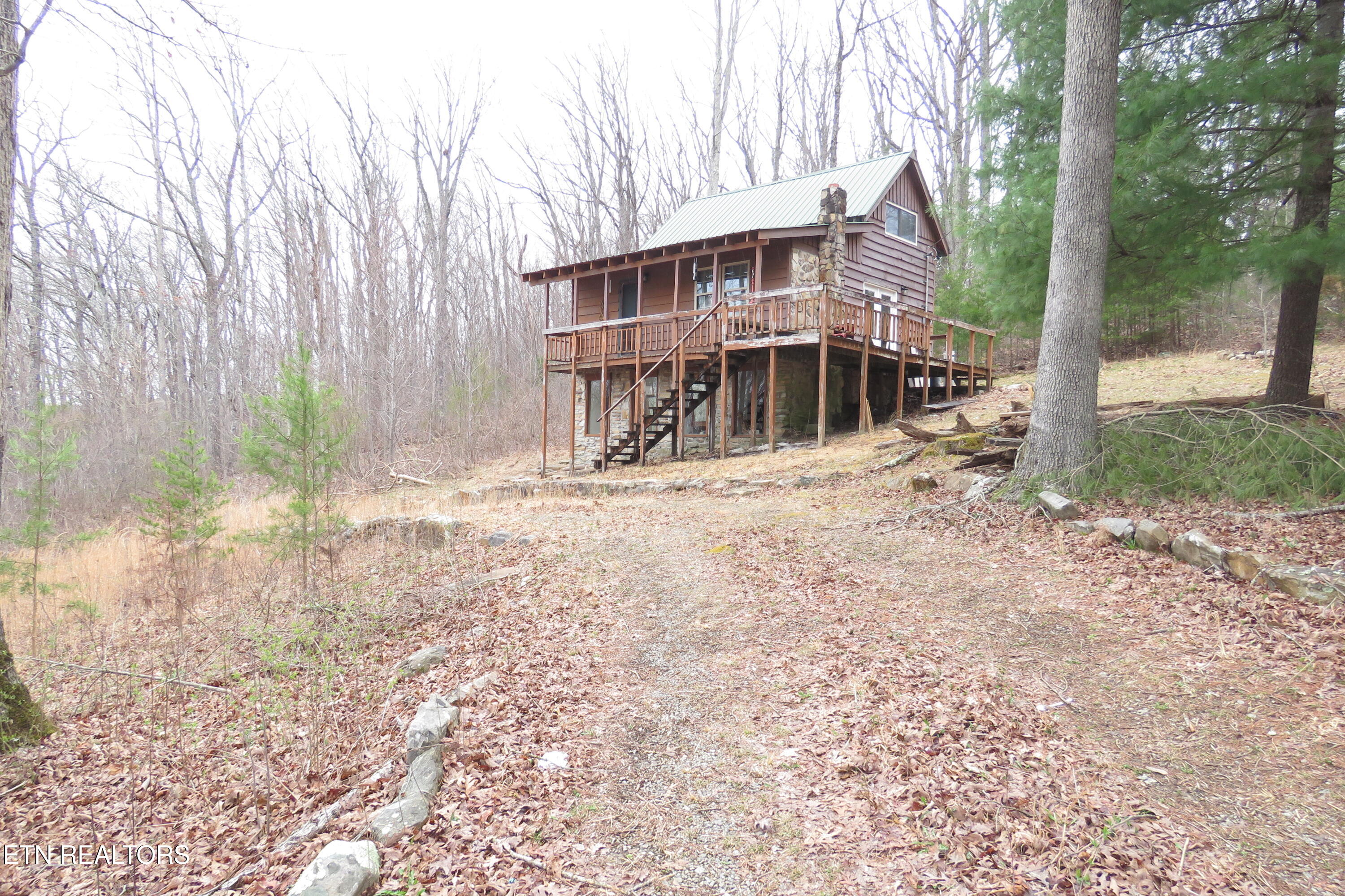 102 Siever Rd Property Photo 1