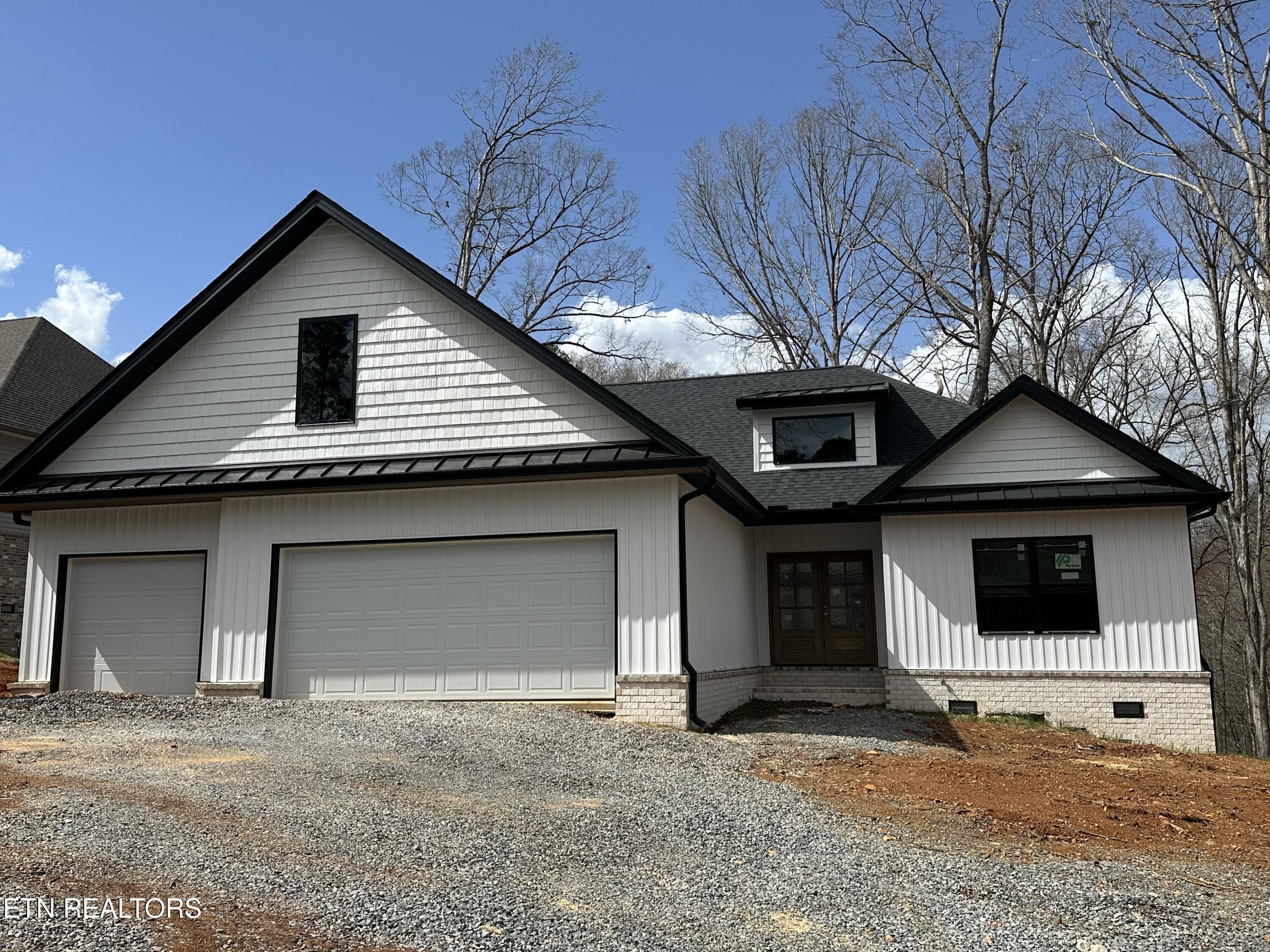 301 Seminole Trace Property Photo