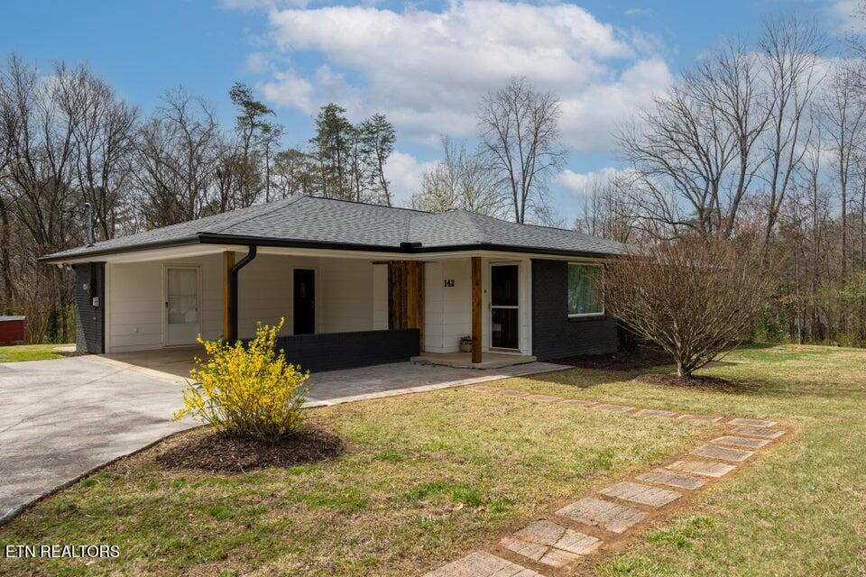 142 County Road 556 Property Photo 1