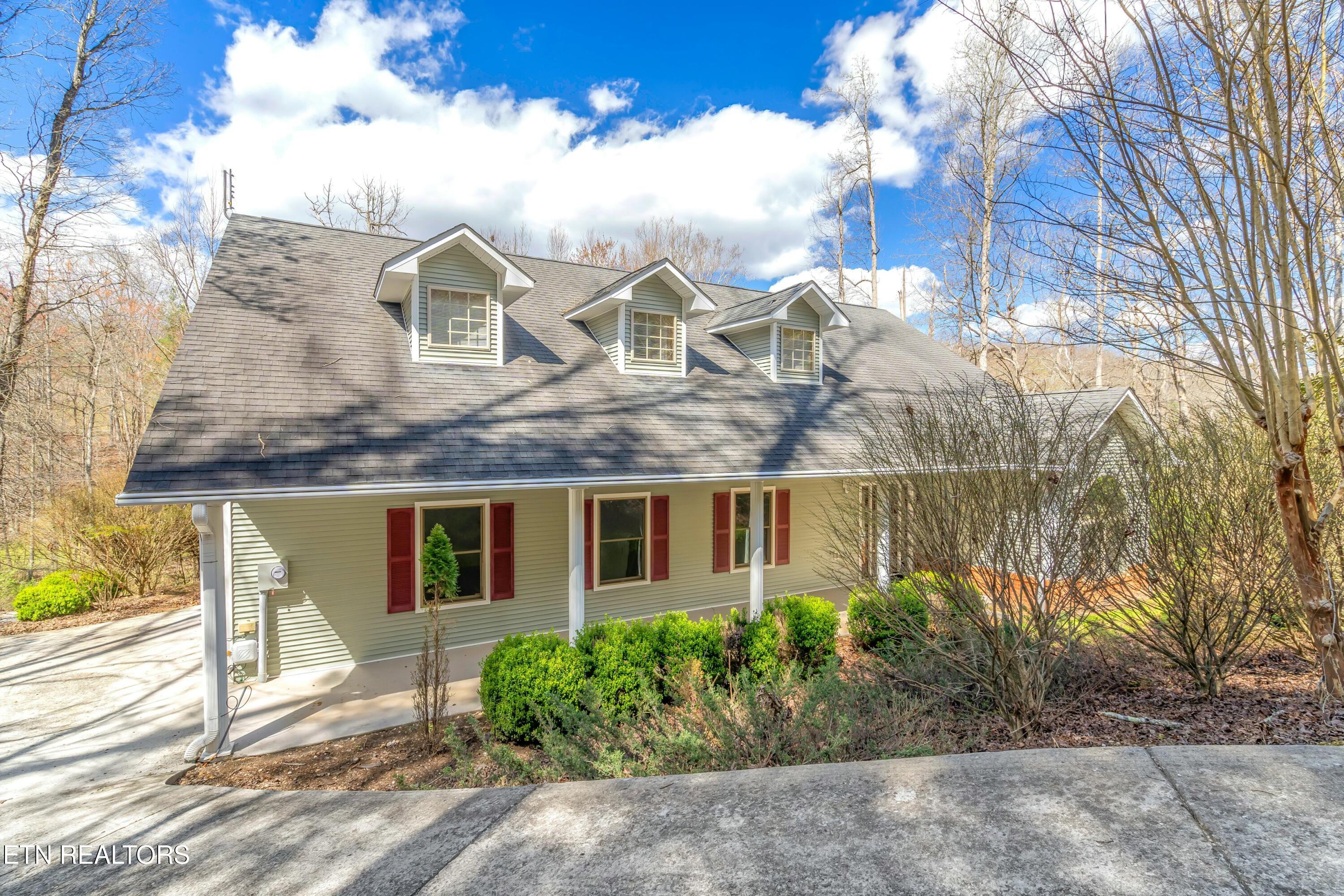 319 Pin Oak Drive Property Photo