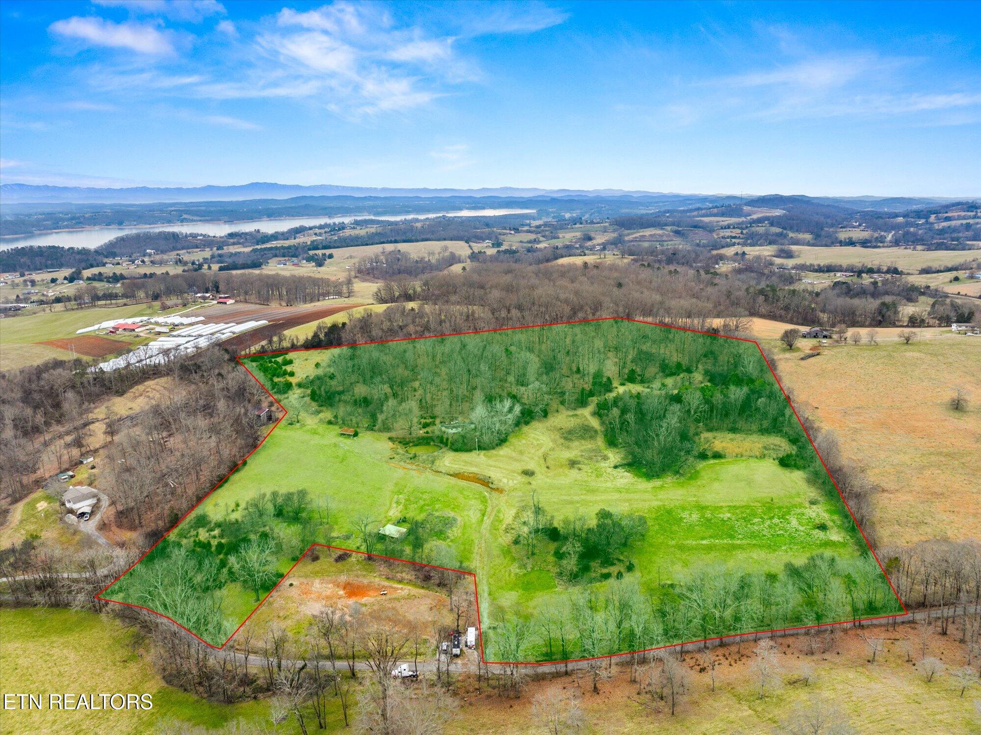 880 Gray Rd Property Photo