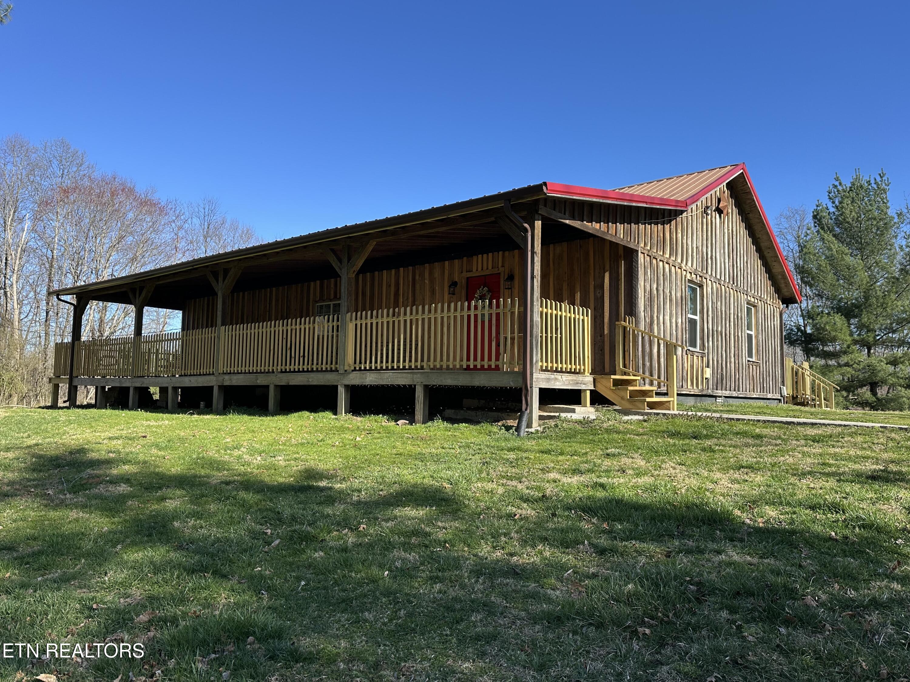493 Wild Rose Heights Rd Property Photo