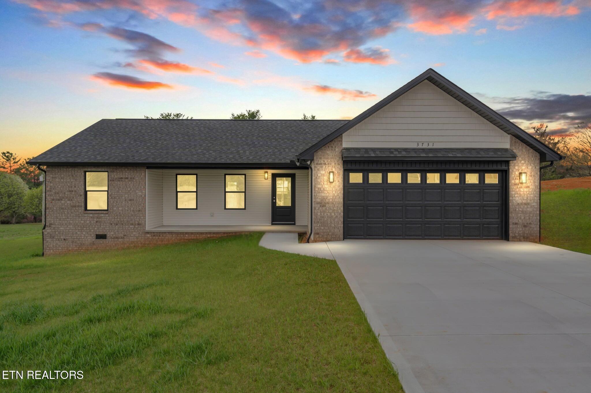 3731 Hardwood Rd Property Photo