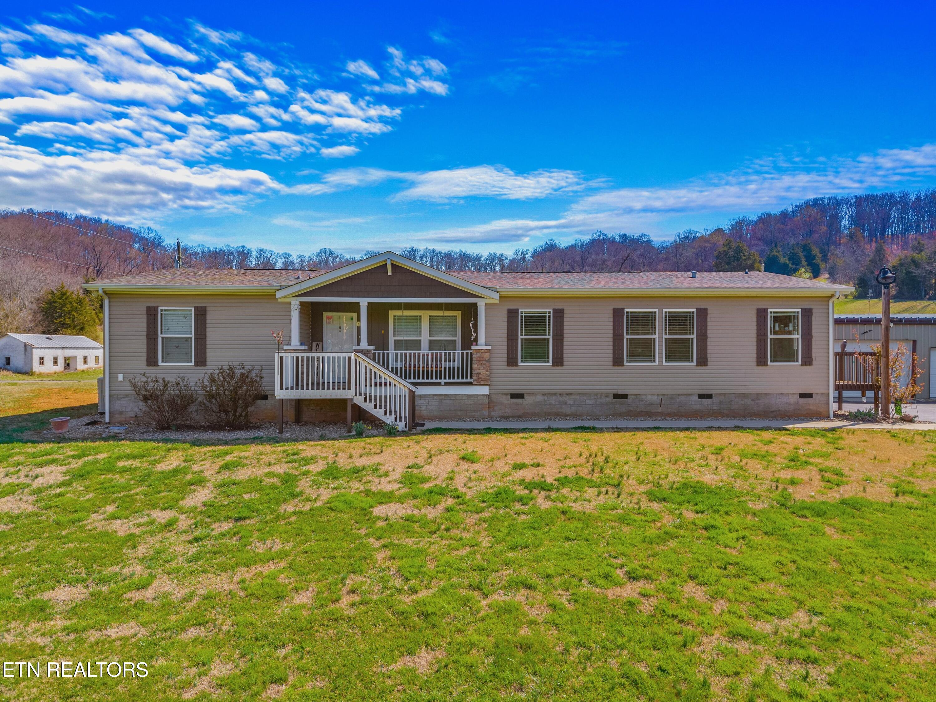 2115 Rambling Rose Lane Property Photo