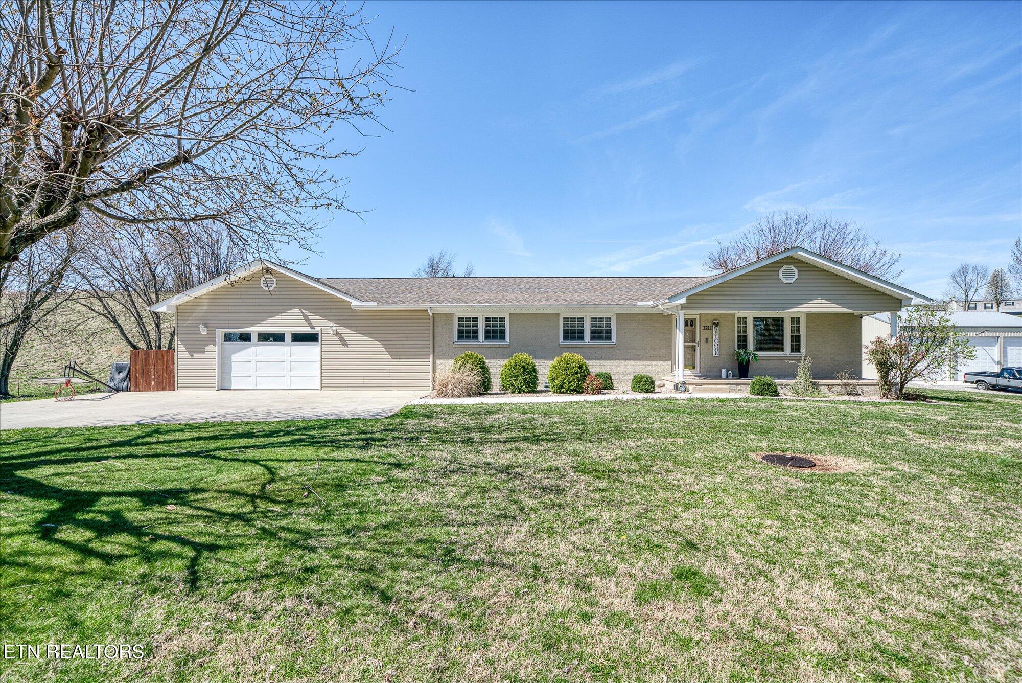 1211 Lovelady Rd Property Photo