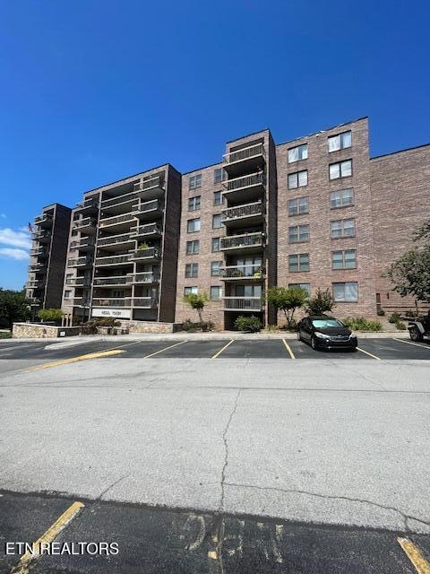 111 Regal Tower Property Photo 1