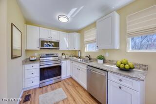 1112 Brookside Ave Property Photo 16