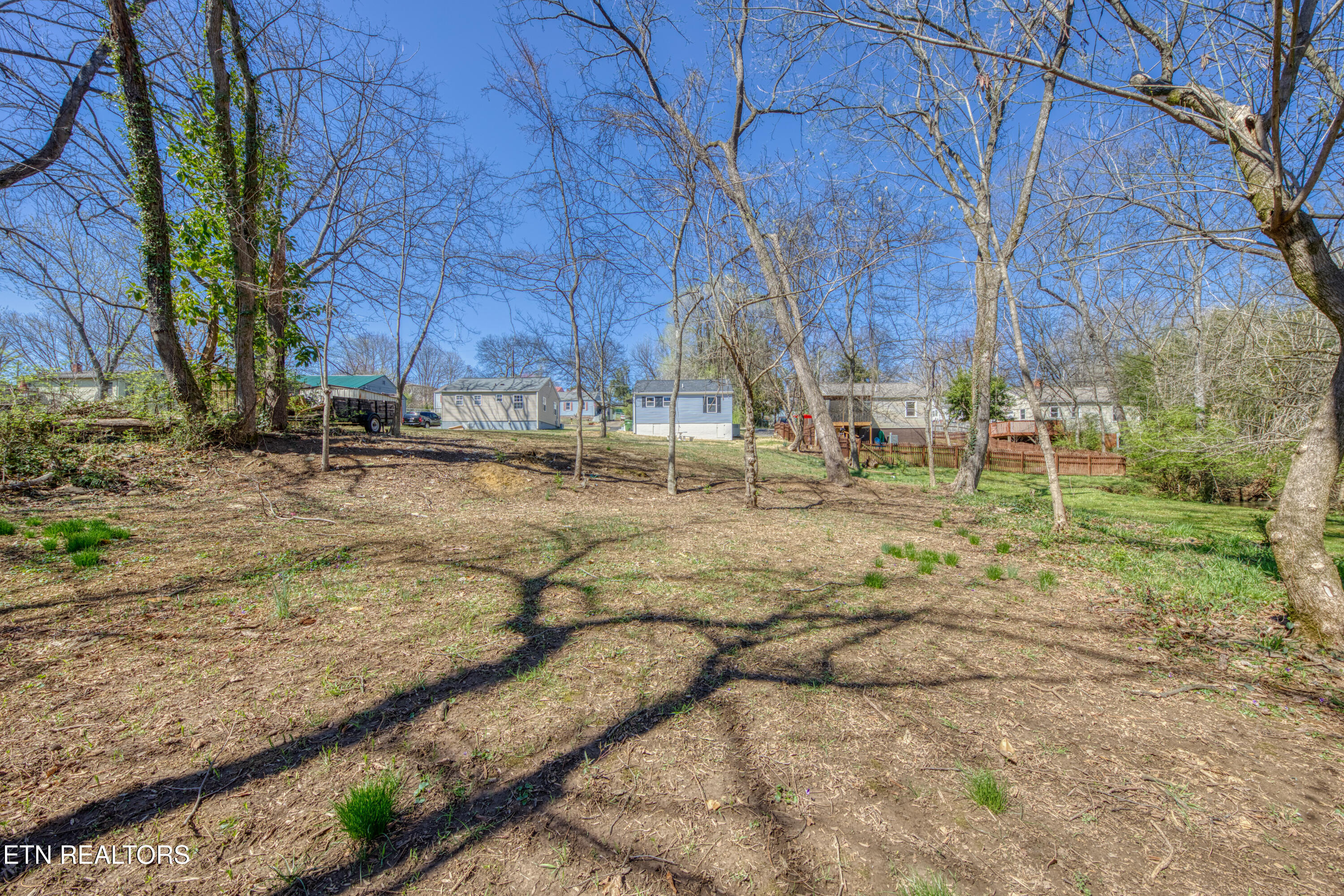 1112 Brookside Ave Property Photo 25