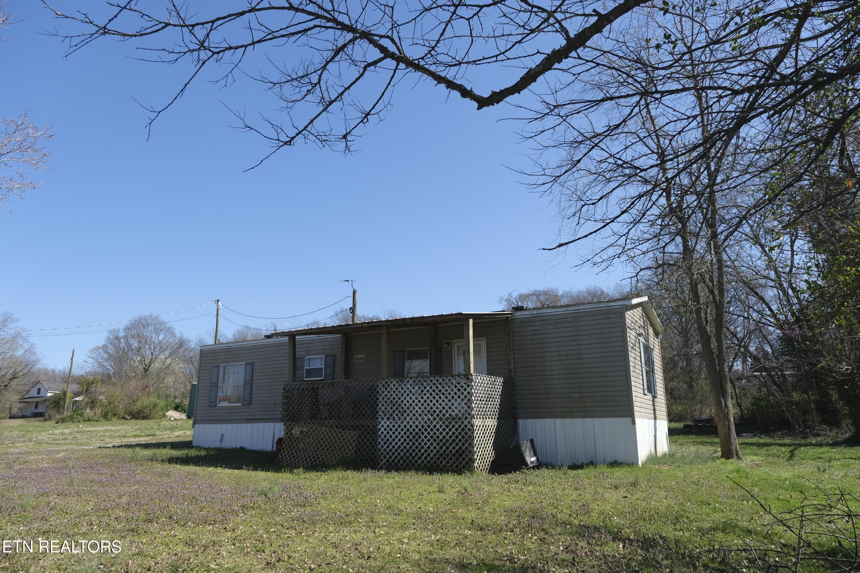 203 Pettit St Property Photo