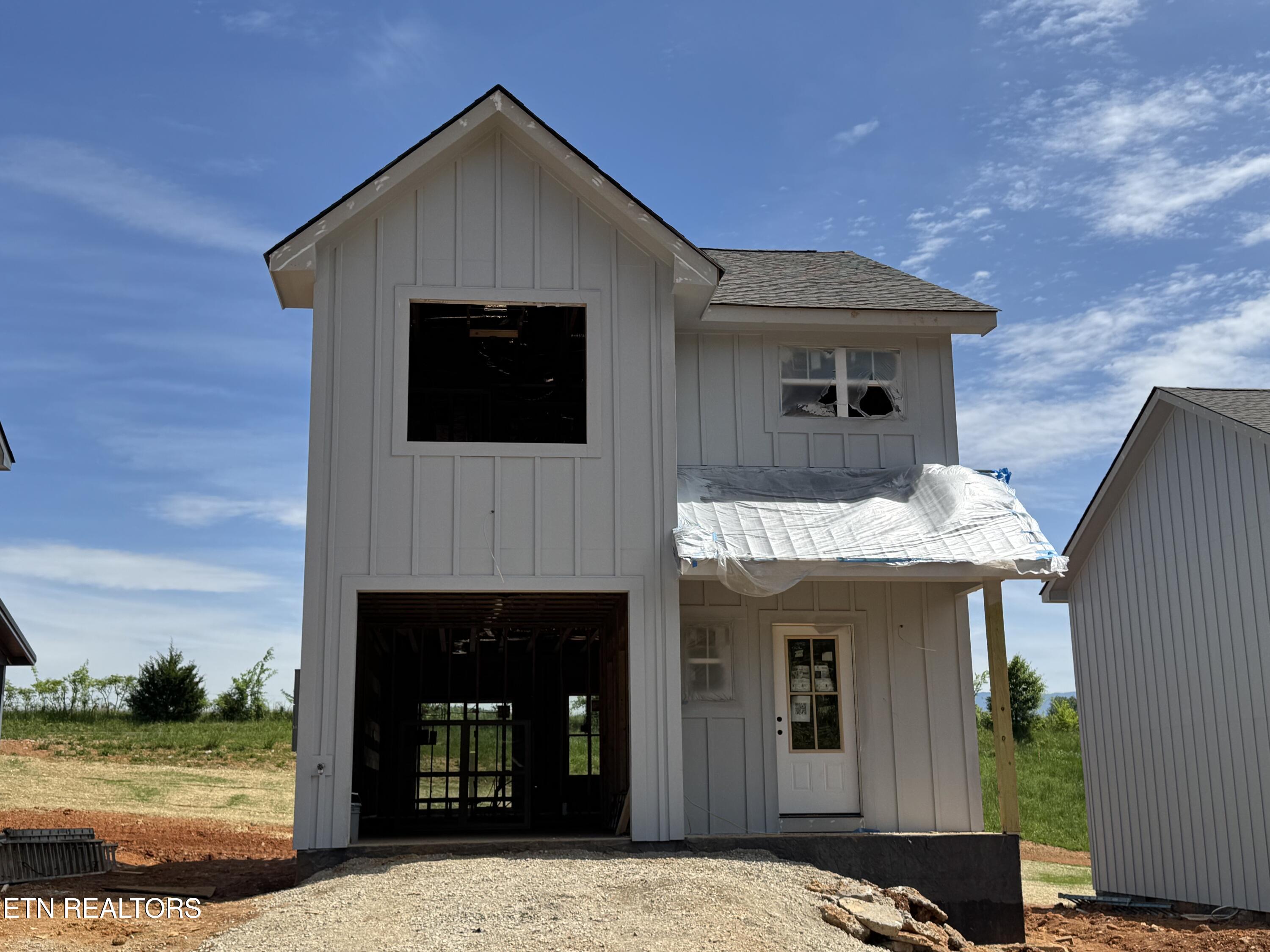 916 Lacy Court Property Photo 1