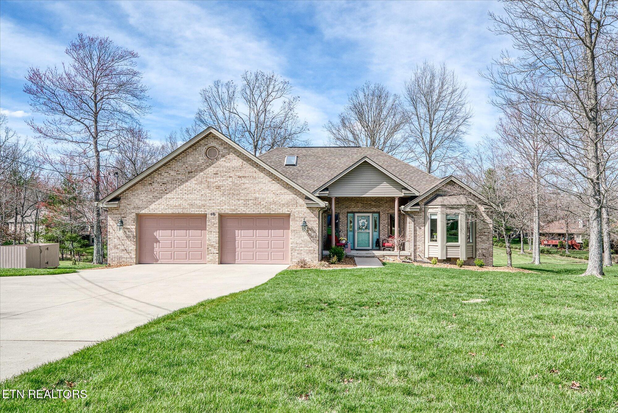 20 Thames Ct Property Photo