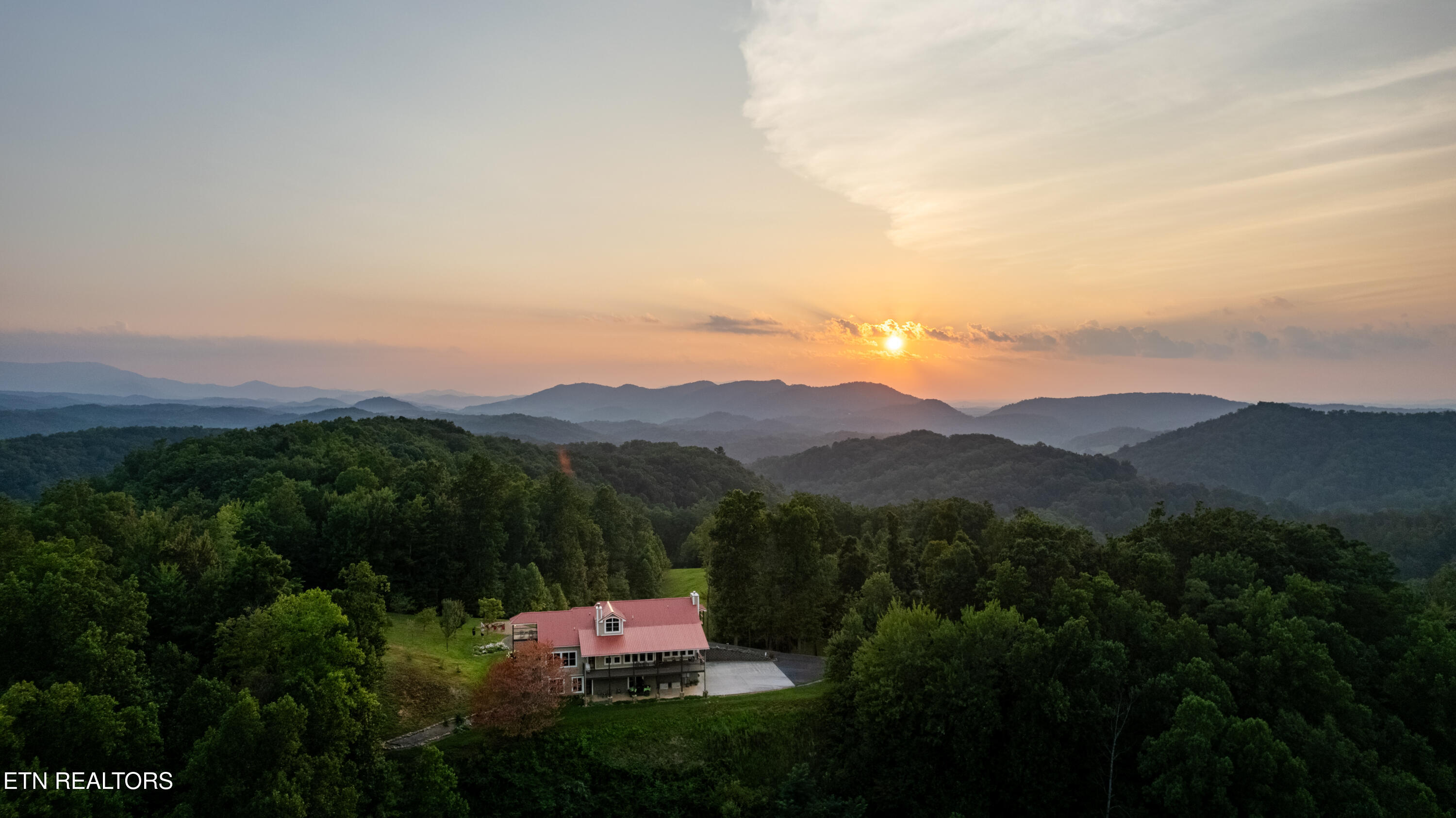 3656 Henry Town Rd Property Photo 4