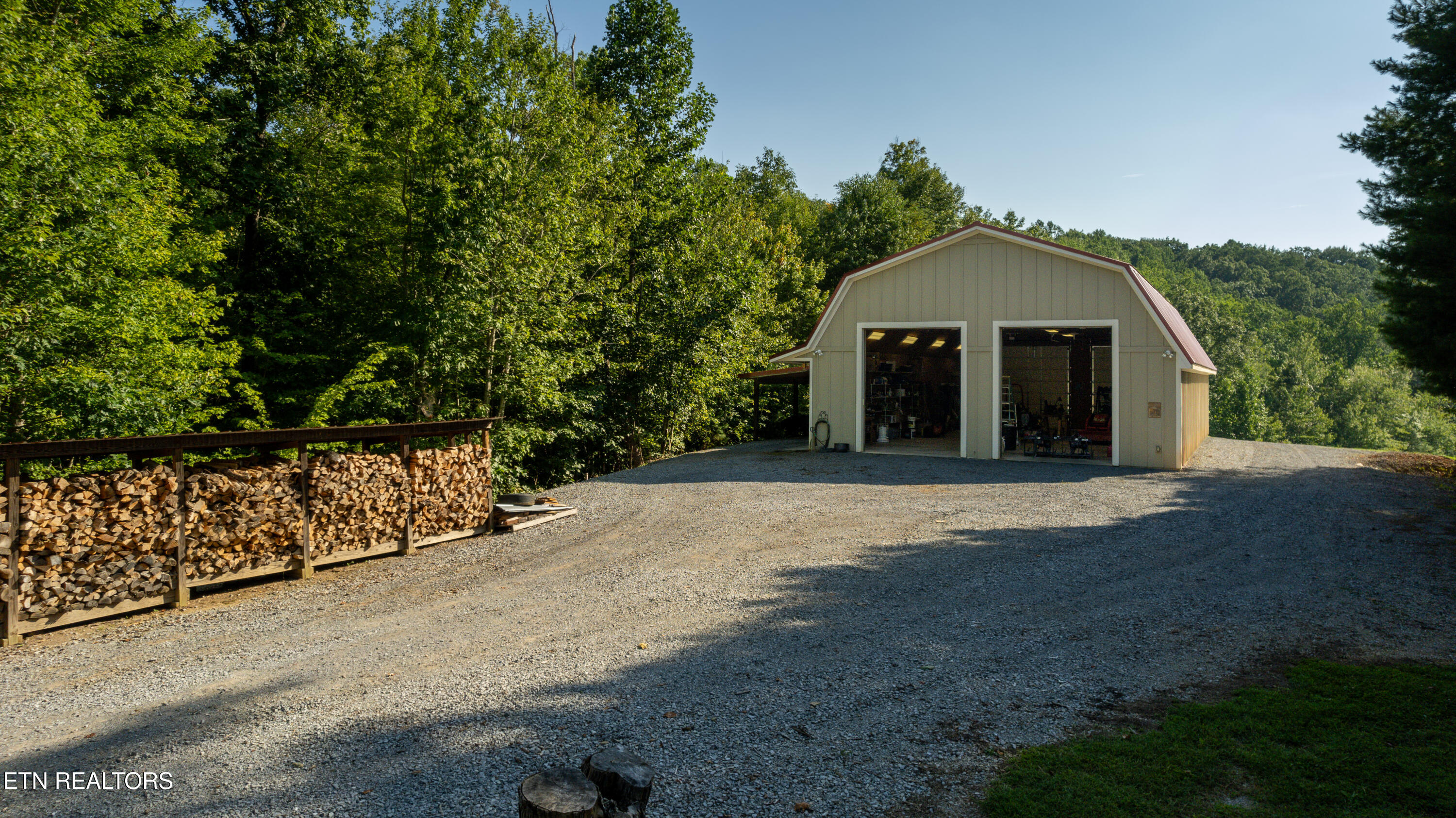3656 Henry Town Rd Property Photo 10