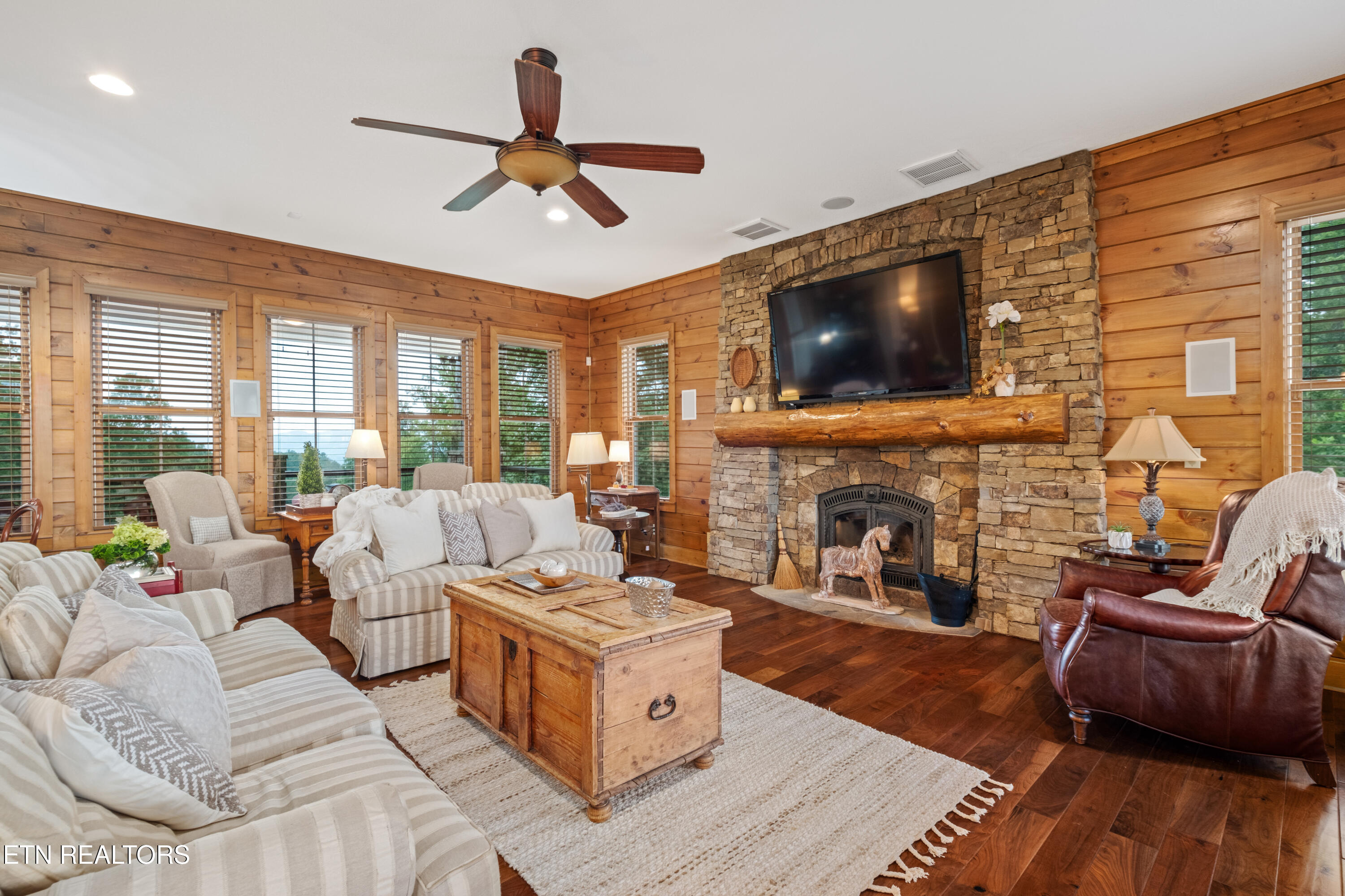 3656 Henry Town Rd Property Photo 25