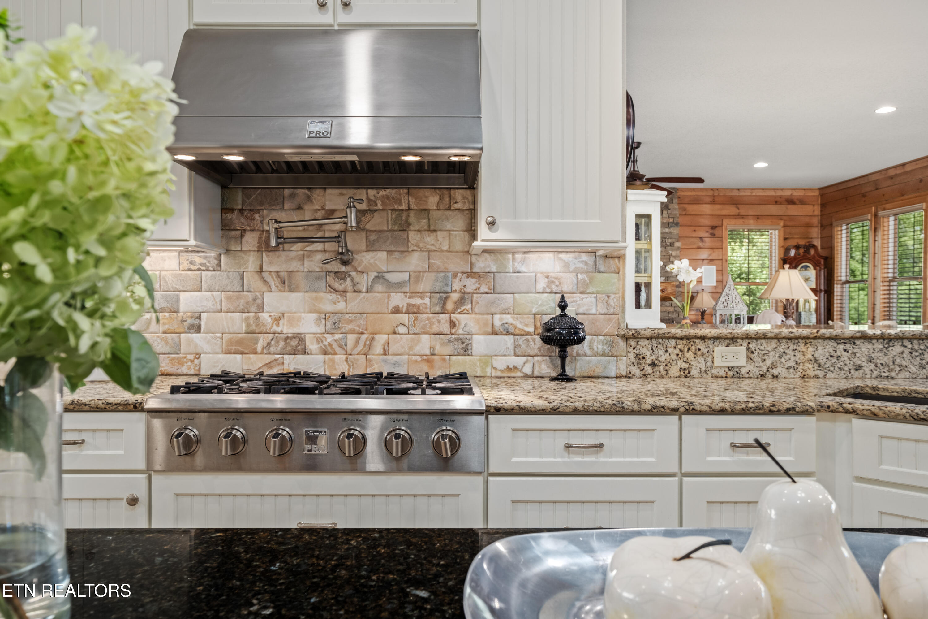 3656 Henry Town Rd Property Photo 32