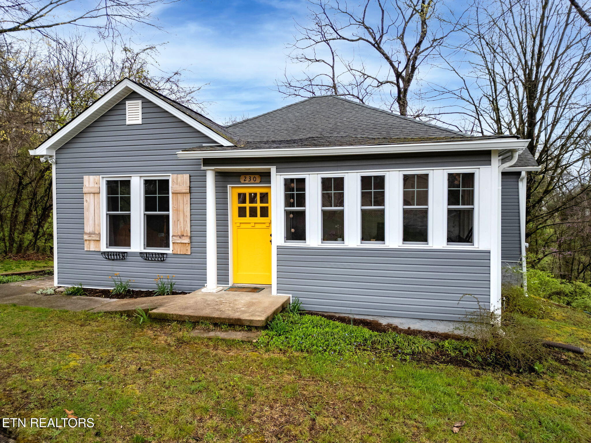 230 Hidell Rd Property Photo