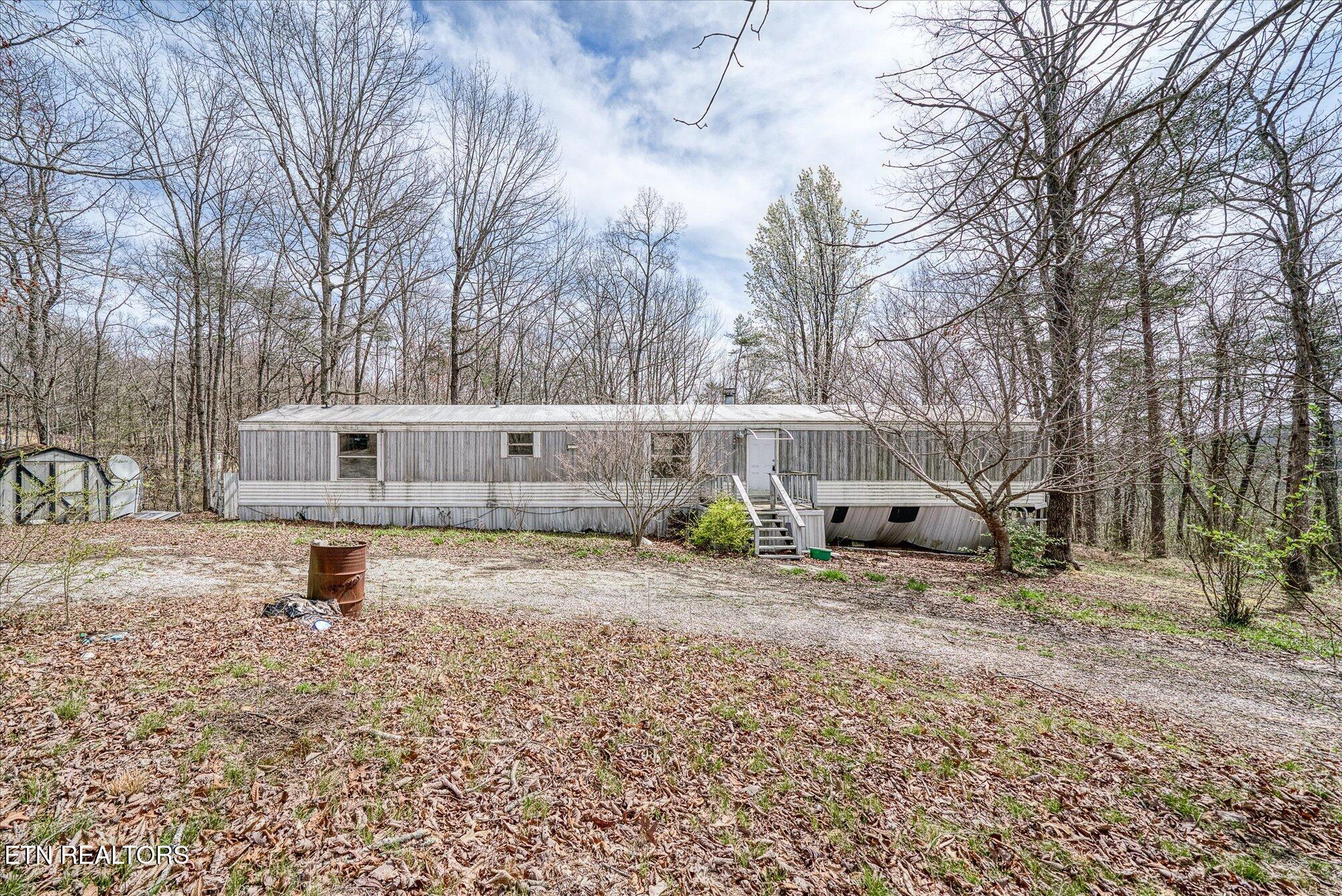 471 Fall Creek Rd Property Photo