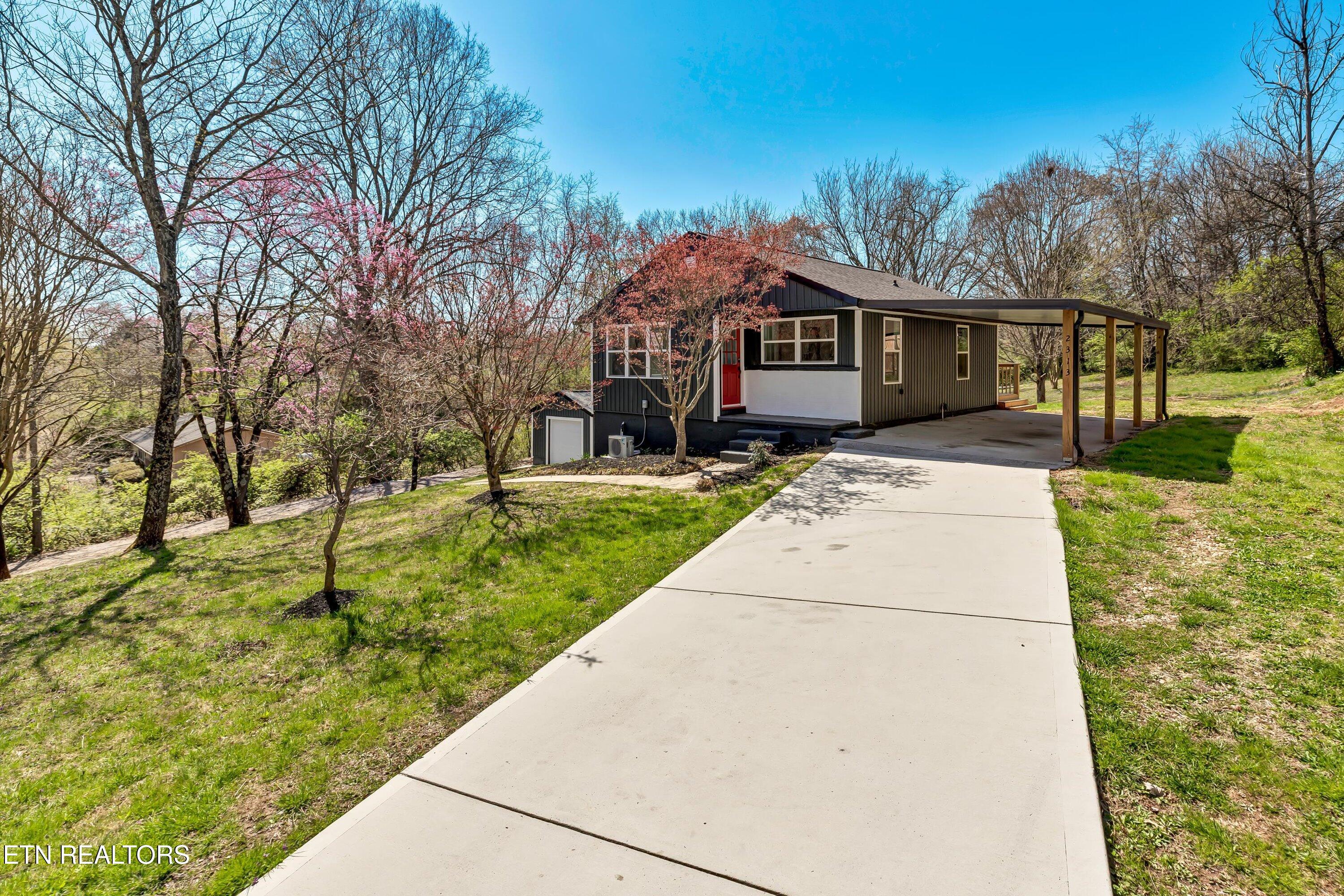 2313 Ault Rd Property Photo