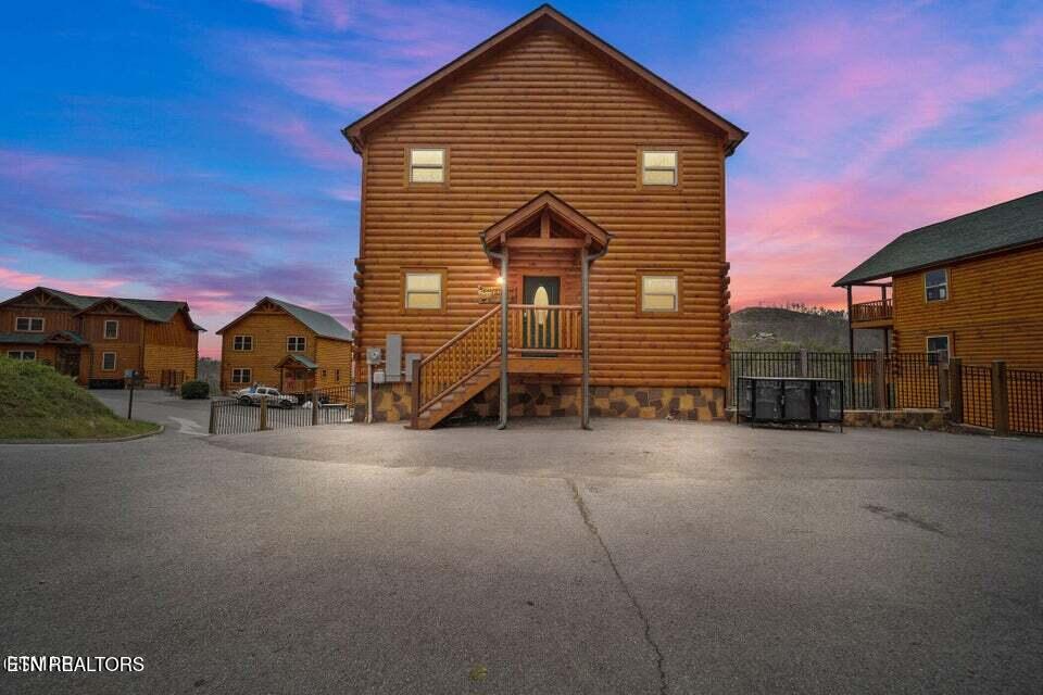1518 Firefly Trail Way Property Photo 1