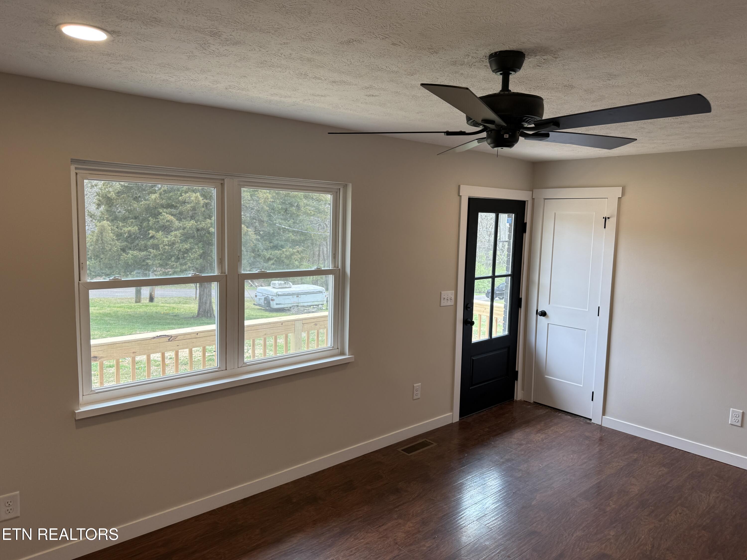 3104 Aspen Lane Property Photo 3