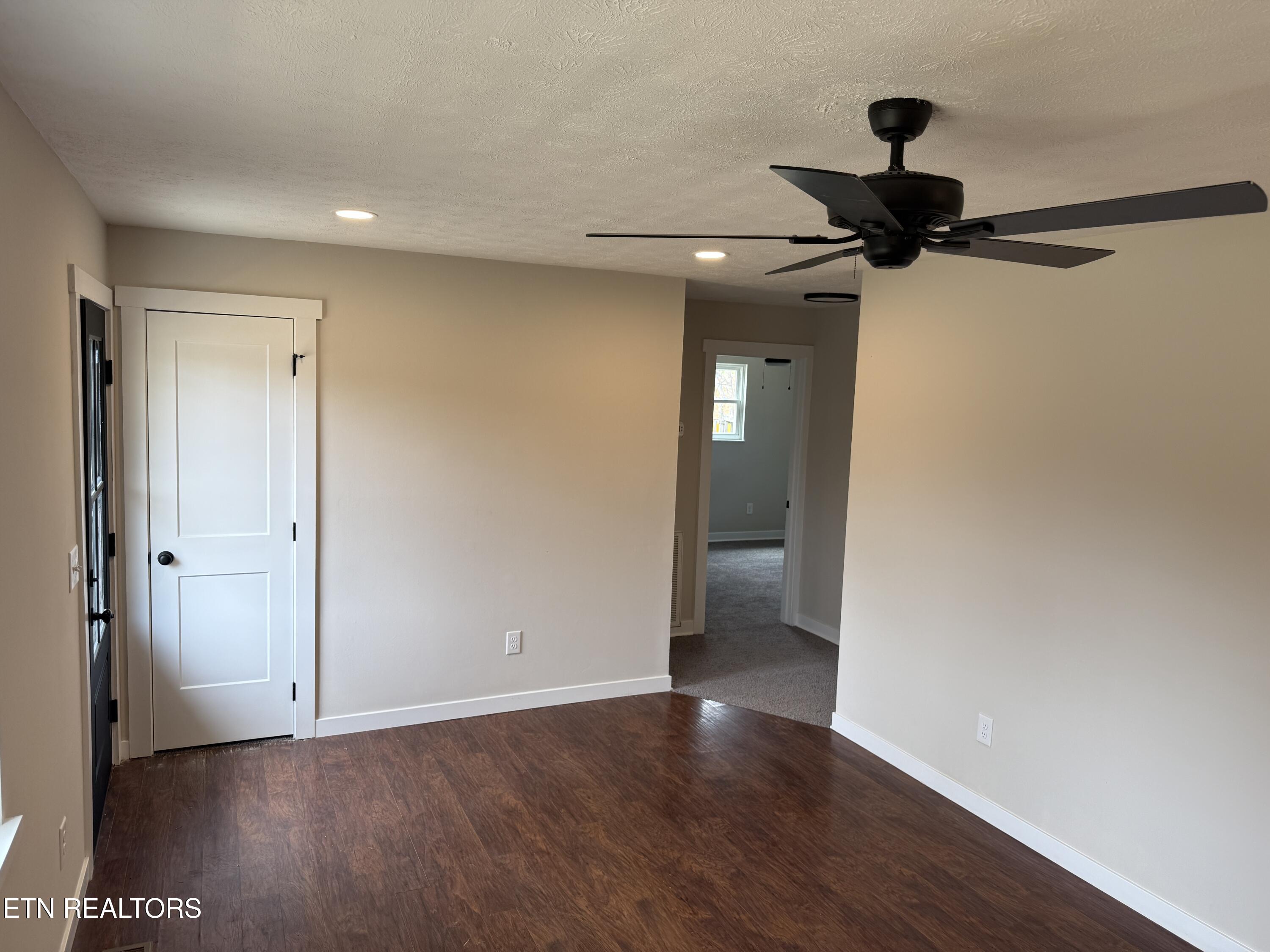3104 Aspen Lane Property Photo 4
