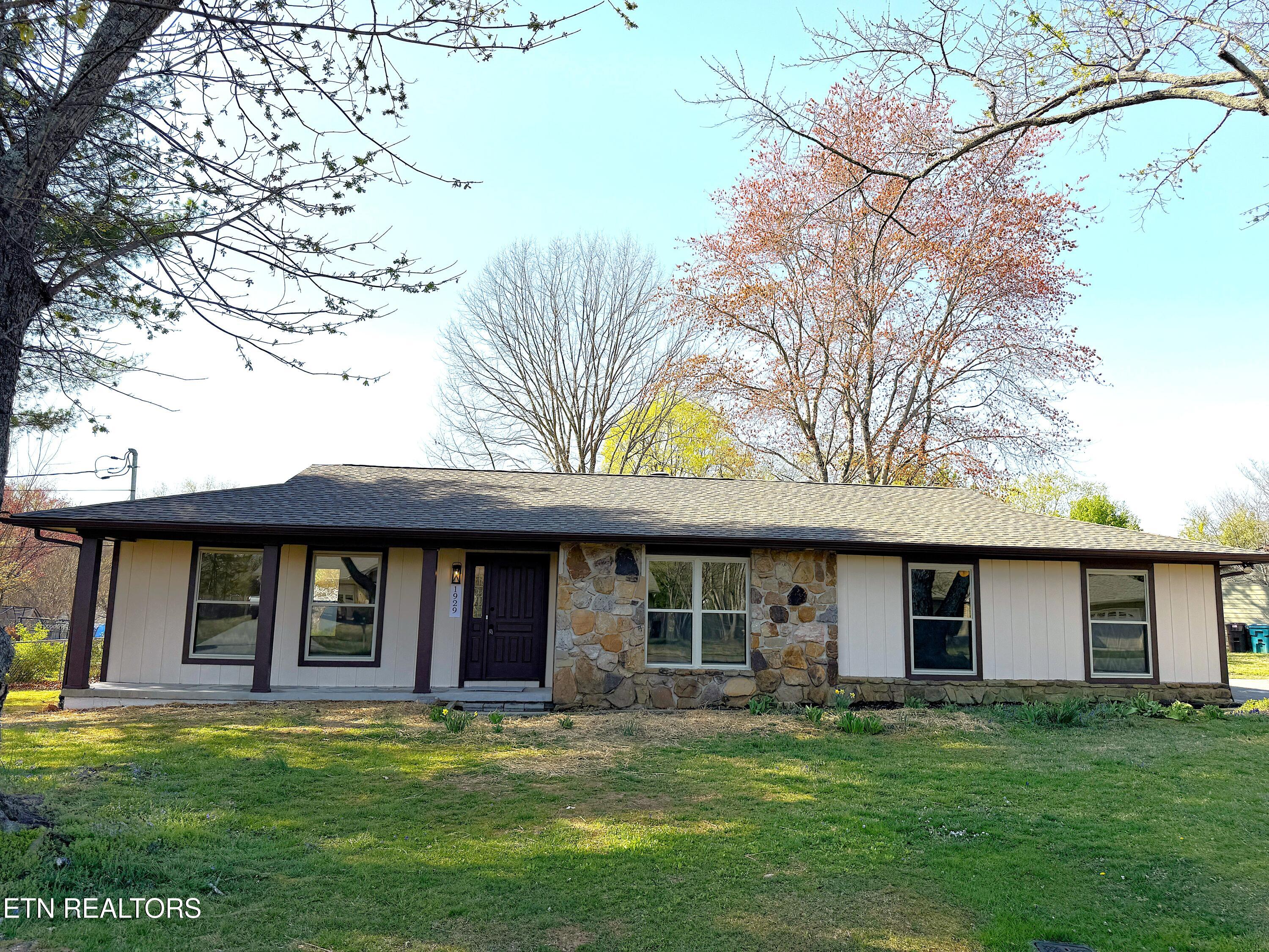 1929 Plumb Creek Circle Property Photo