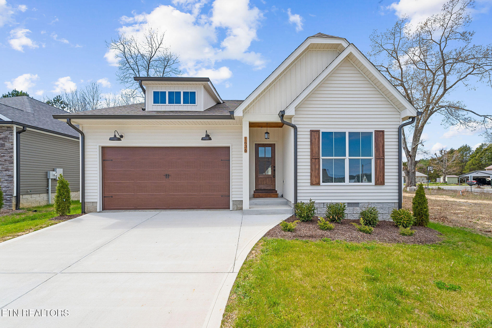 1636 Links Drive Property Photo