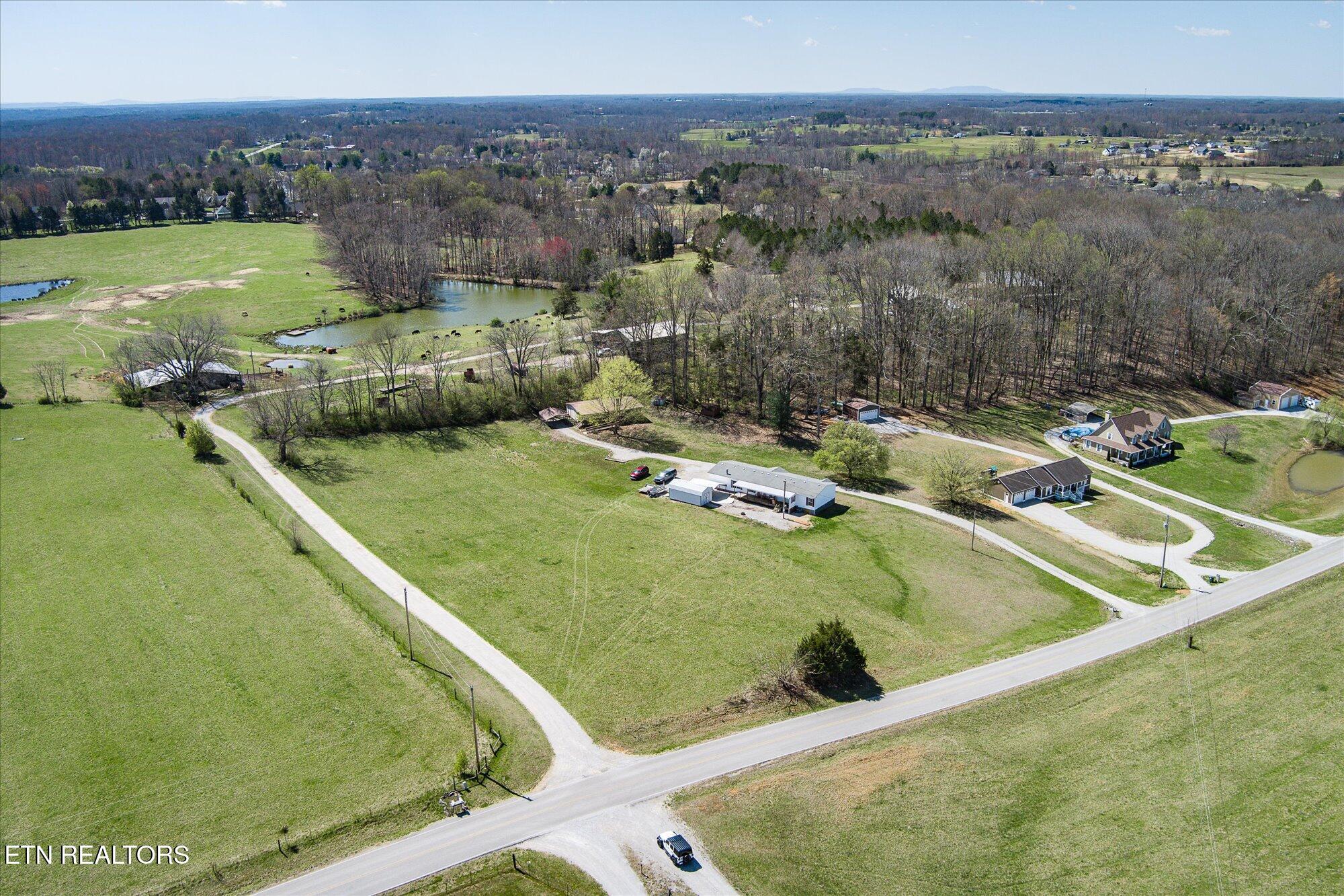 3122 Bennett Rd Property Photo