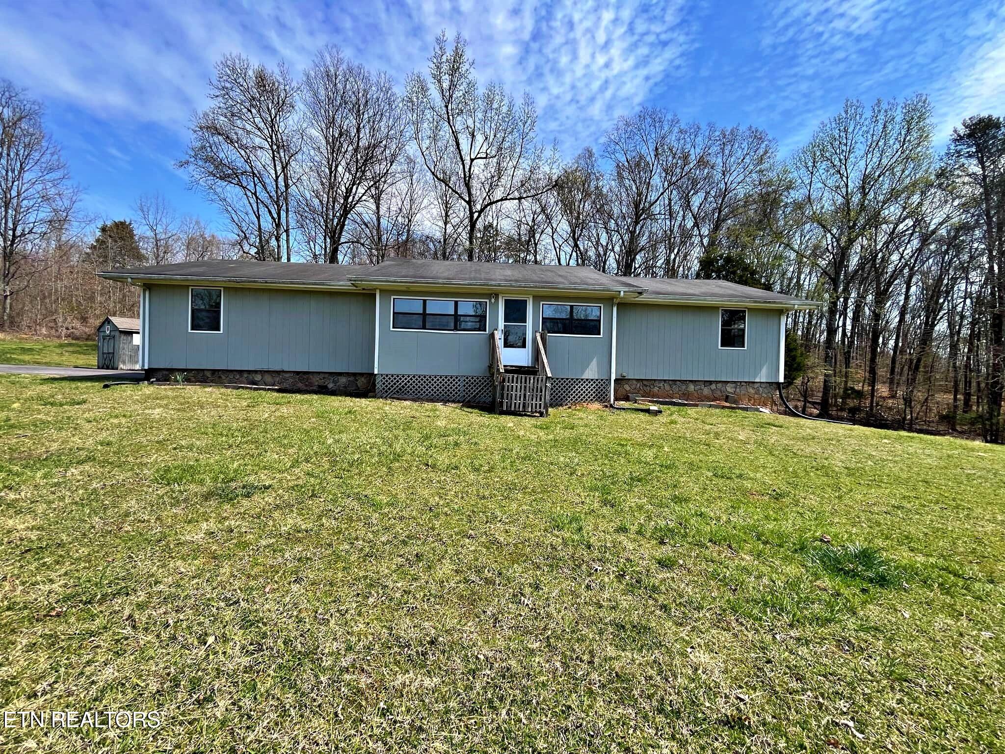 5095 Lamontville Road Property Photo