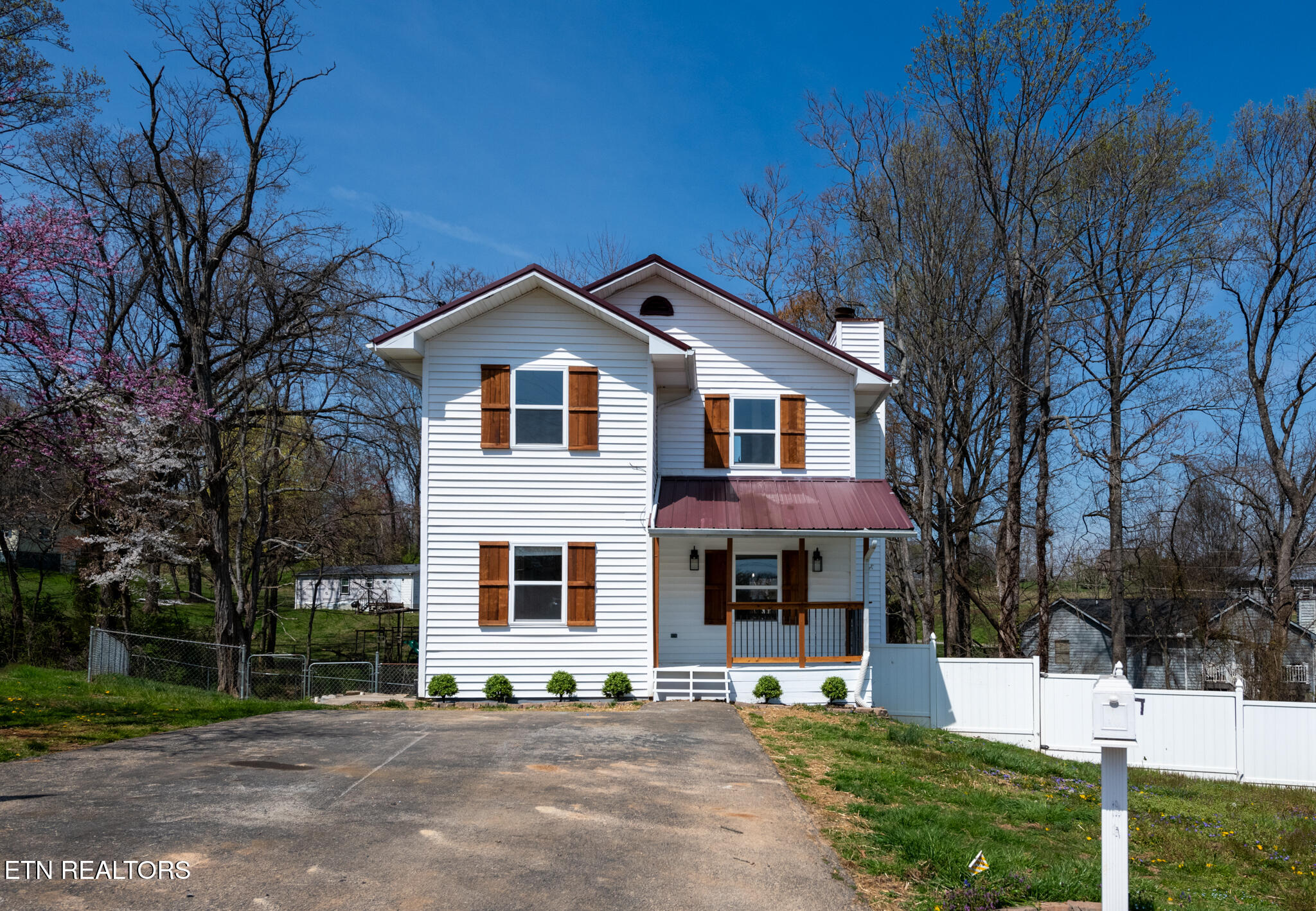 426 Willow Tree Lane Property Photo