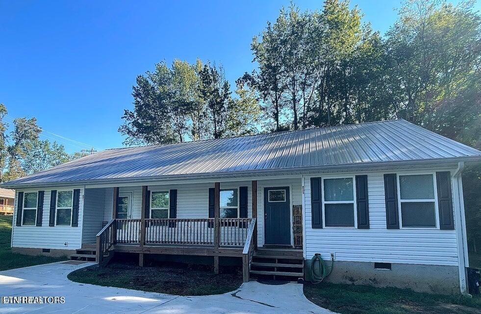 801/803 Tellico Avenue Property Photo
