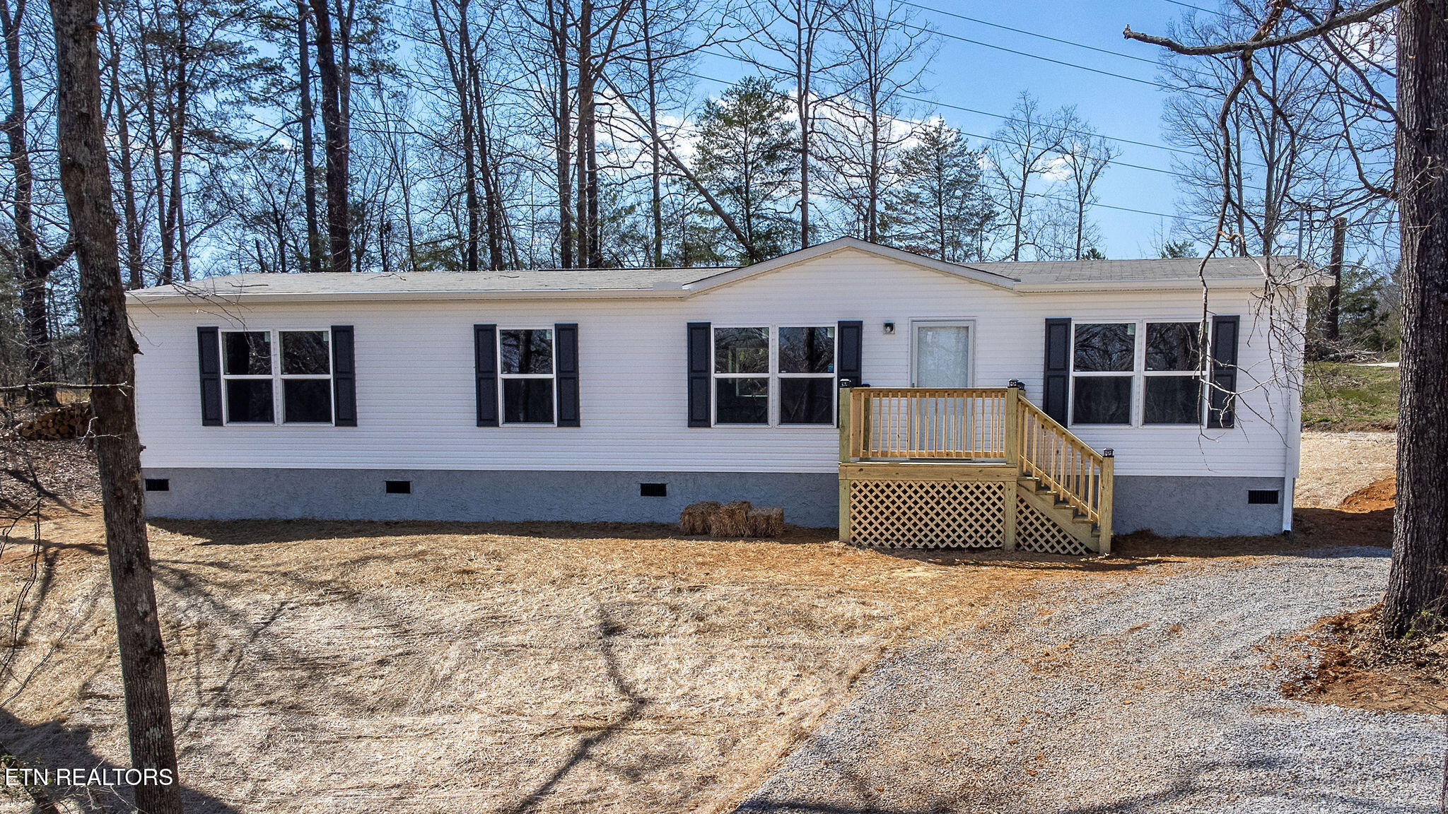 158 Leisure Lane Property Photo