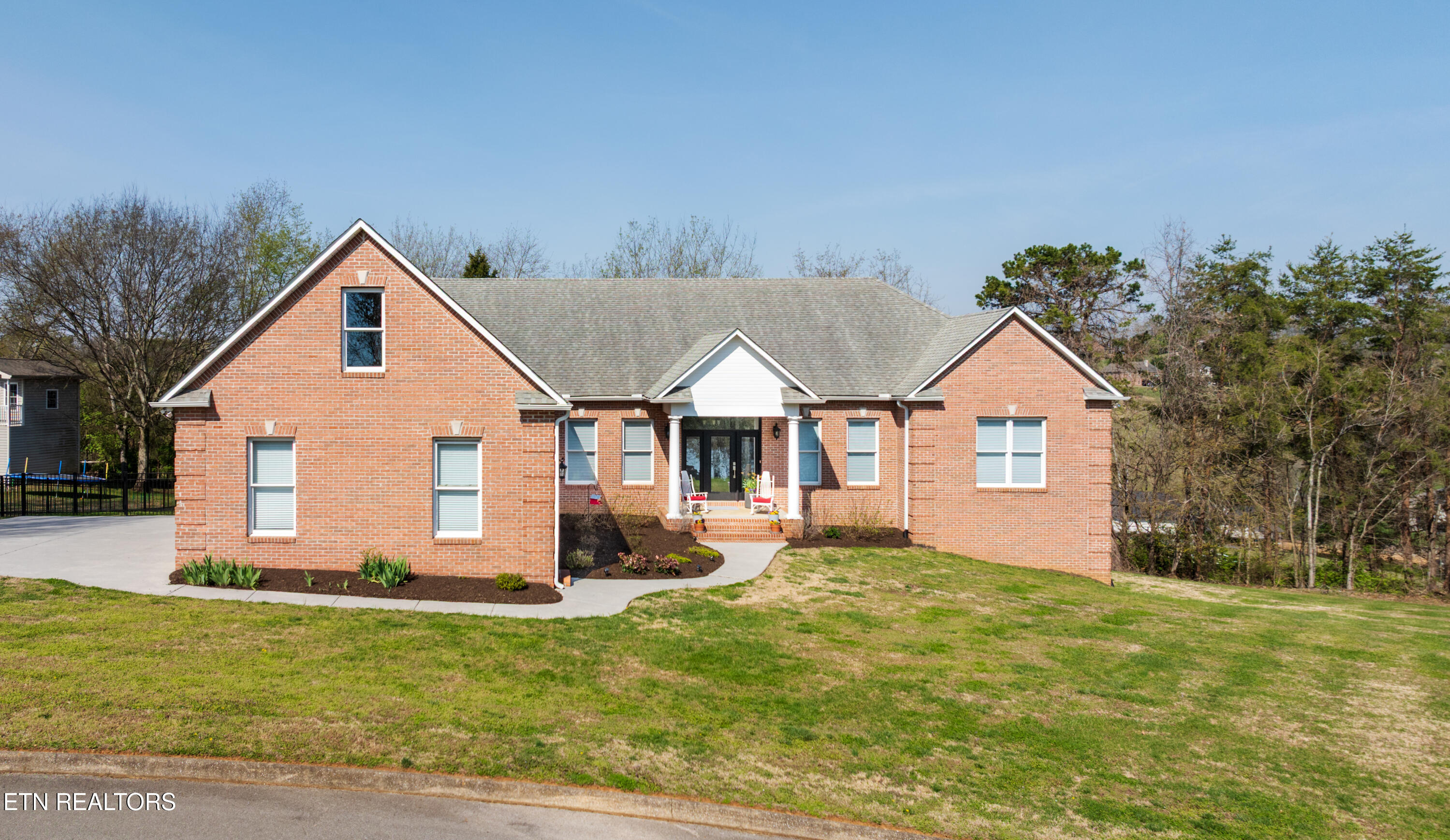 3962 Logans Landing Circle Property Photo