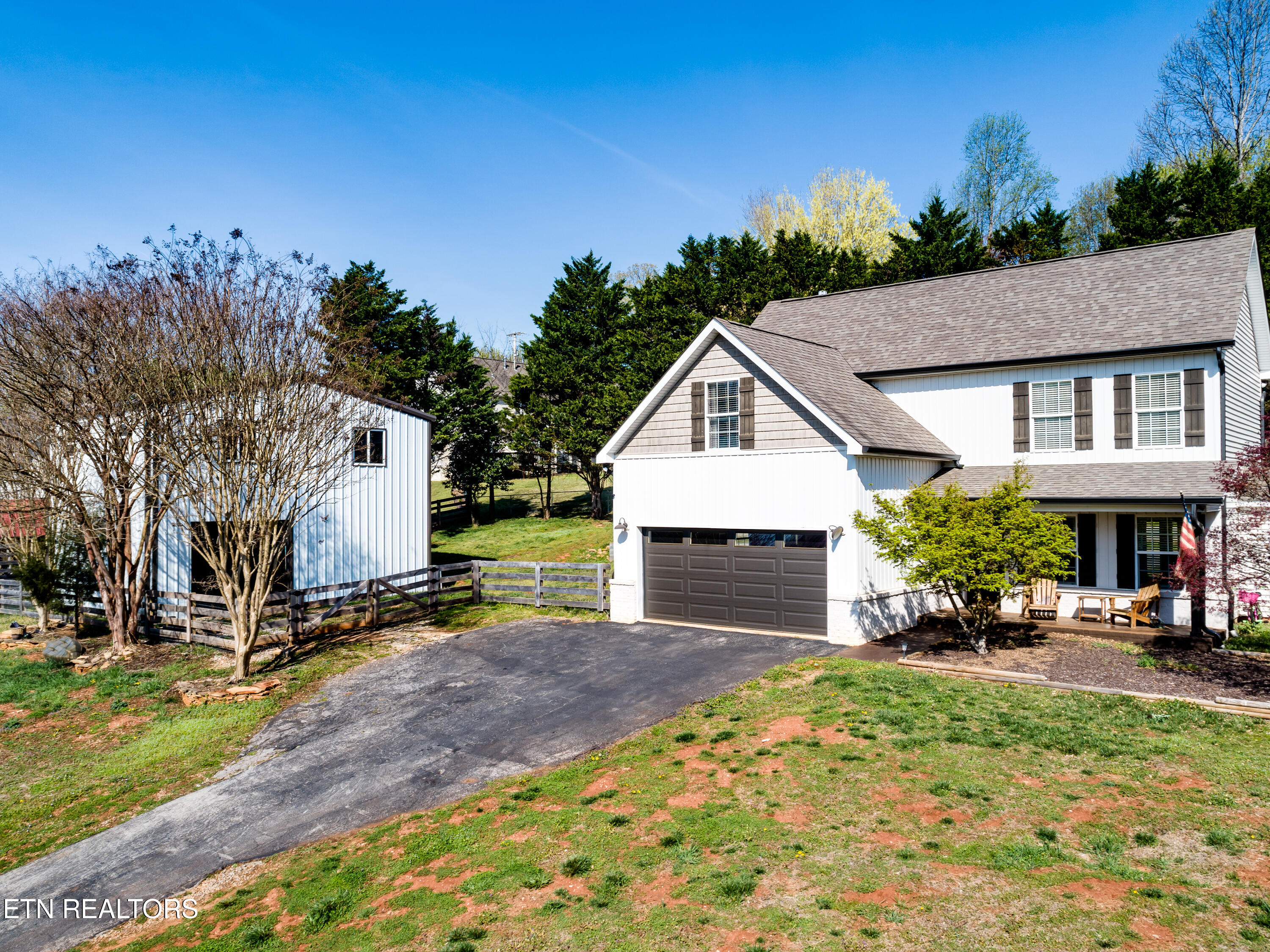 215 Whitney Drive Property Photo