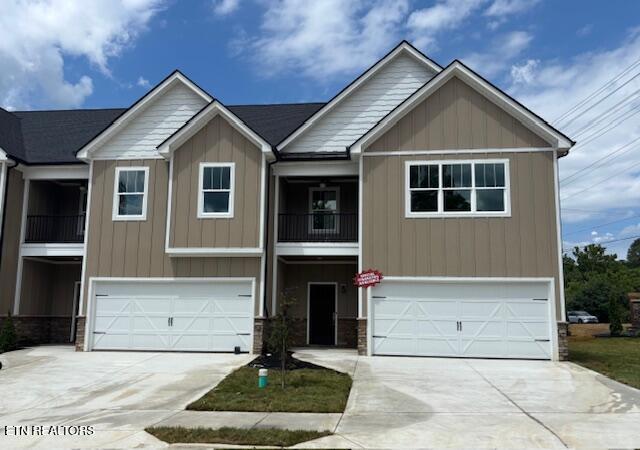 100 Lombardy Lane Property Photo 1