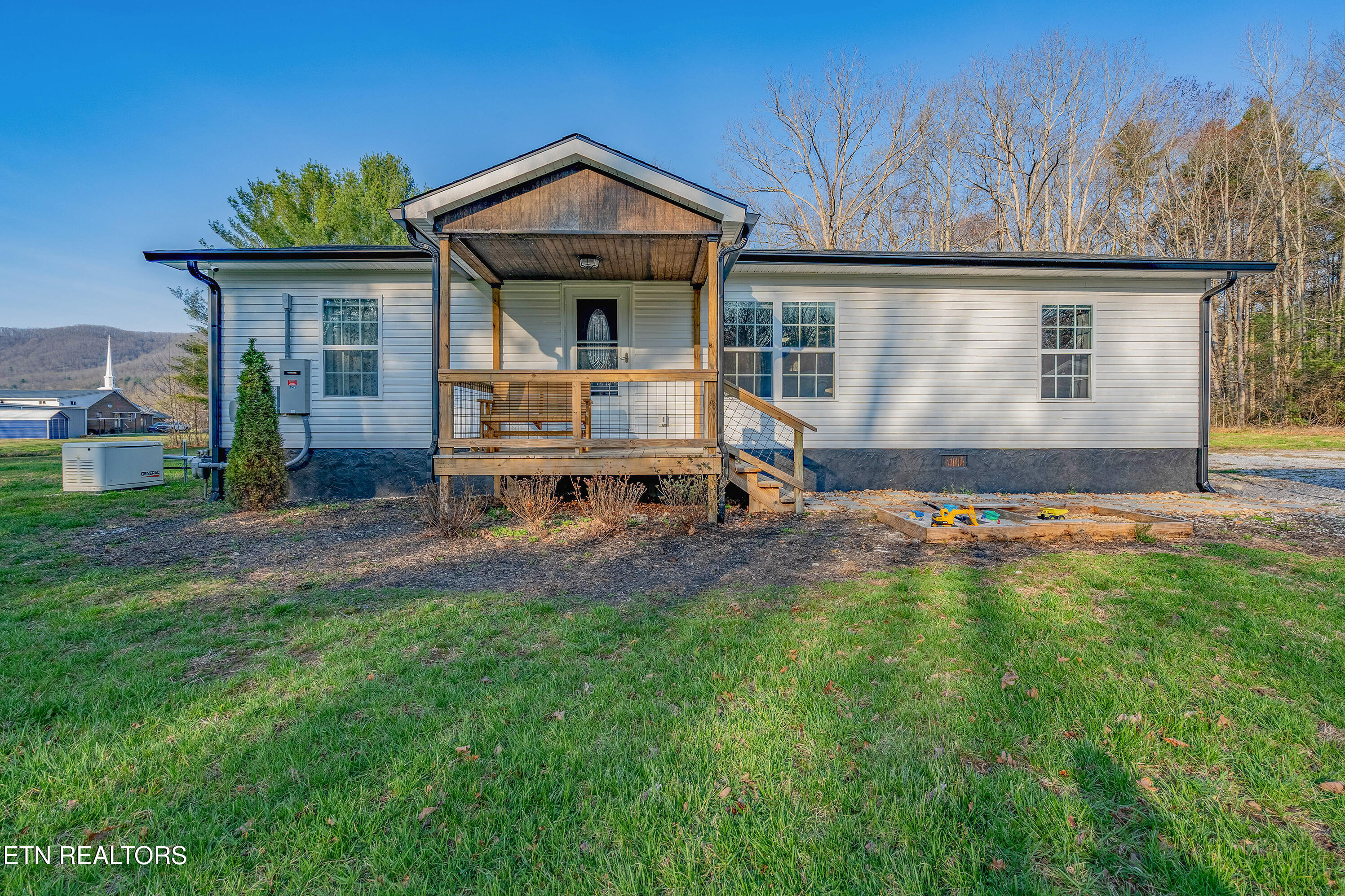 220 Leonard Williams Rd Property Photo