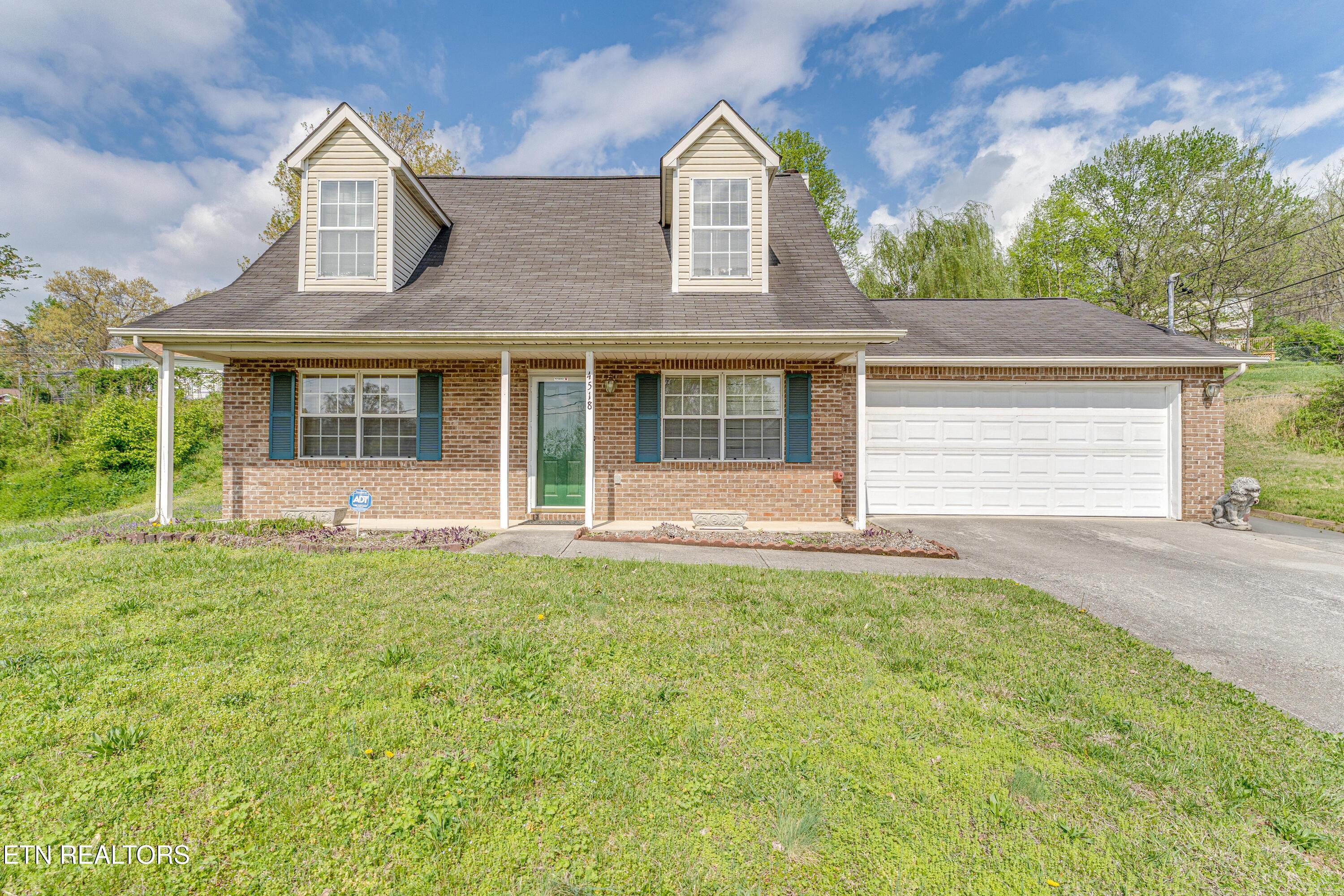 4518 Kinlock Lane Property Photo 1