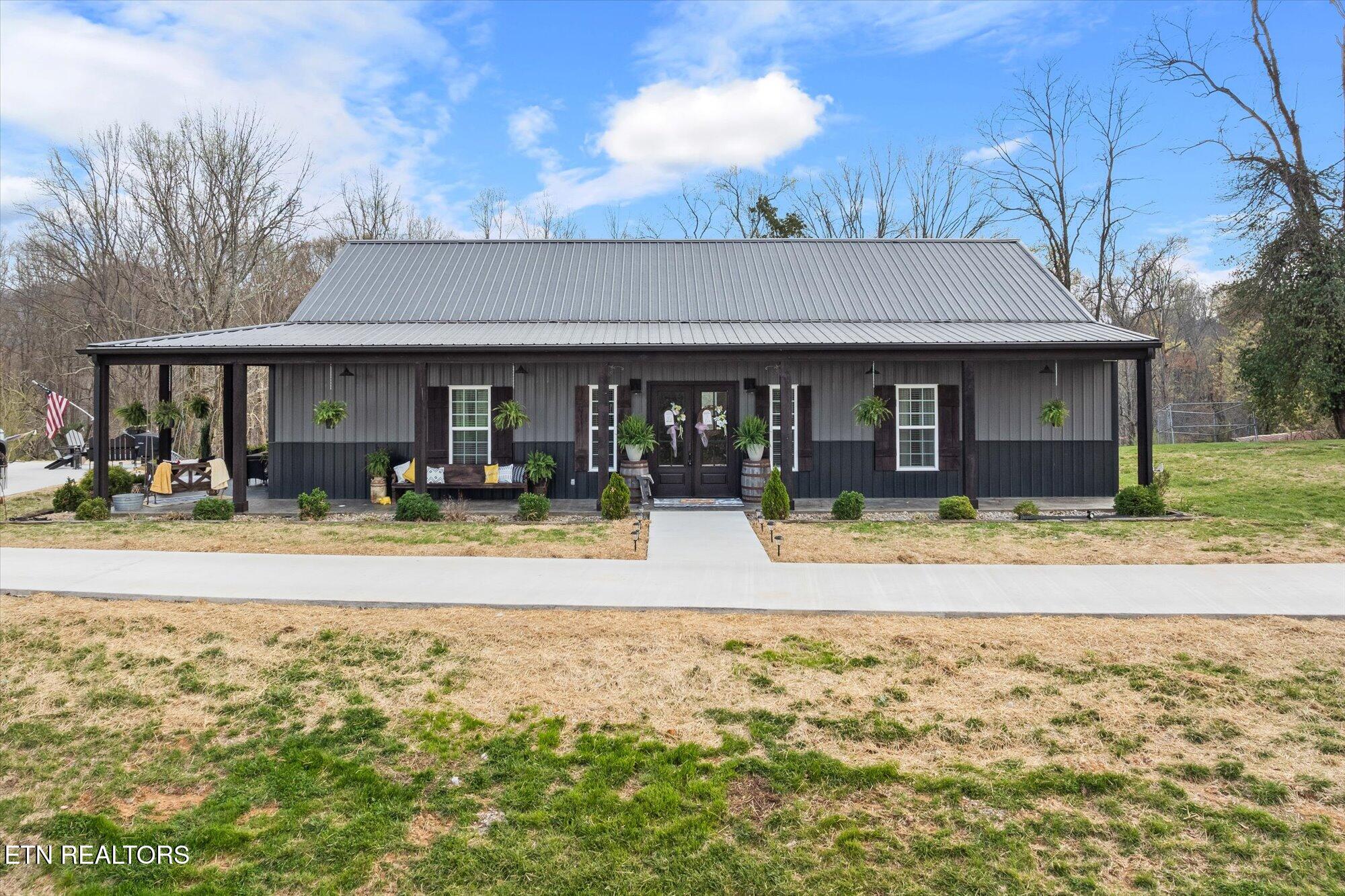130 Sunset Circle Property Photo