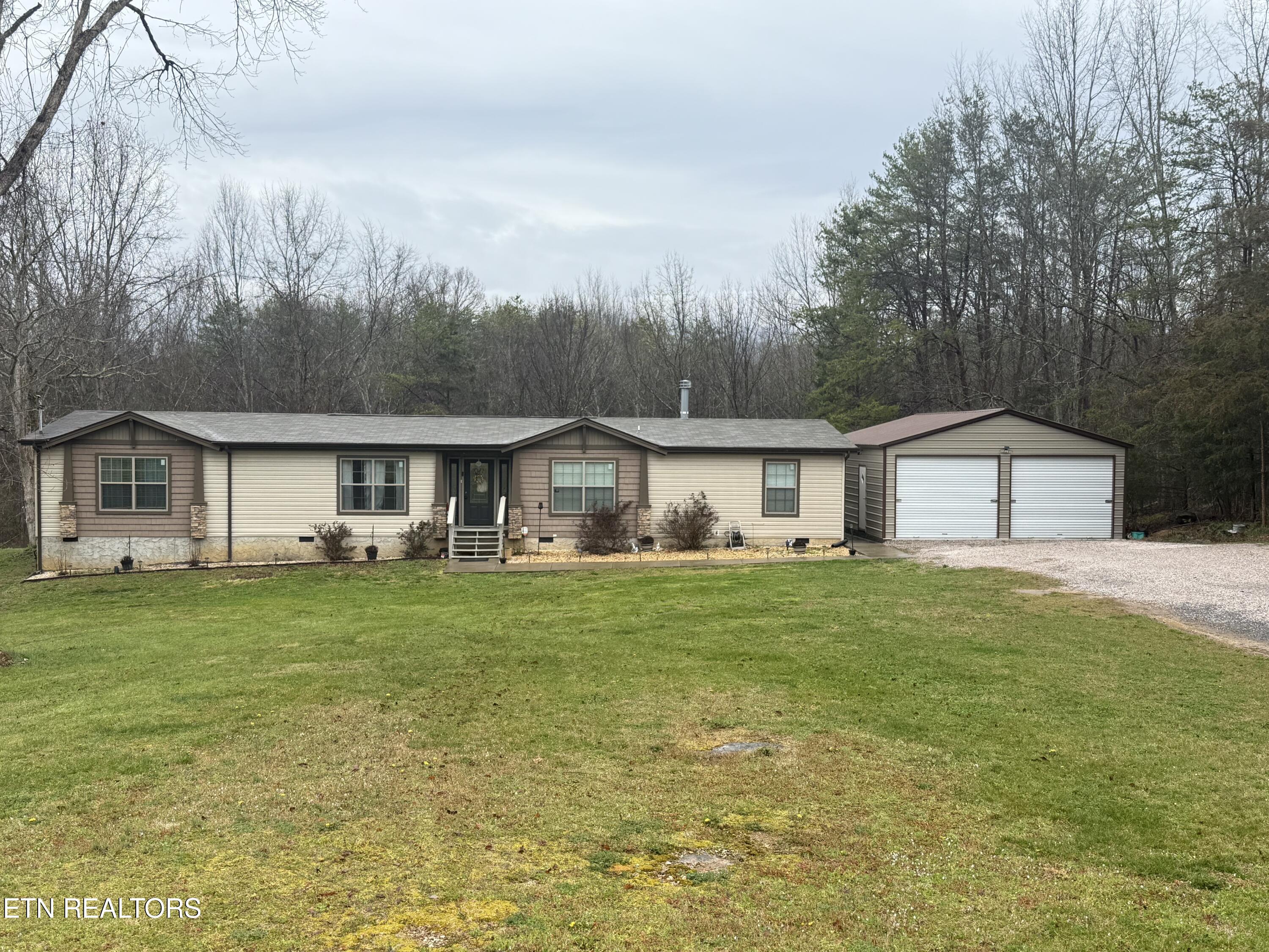 160 Walnut Lane Property Photo