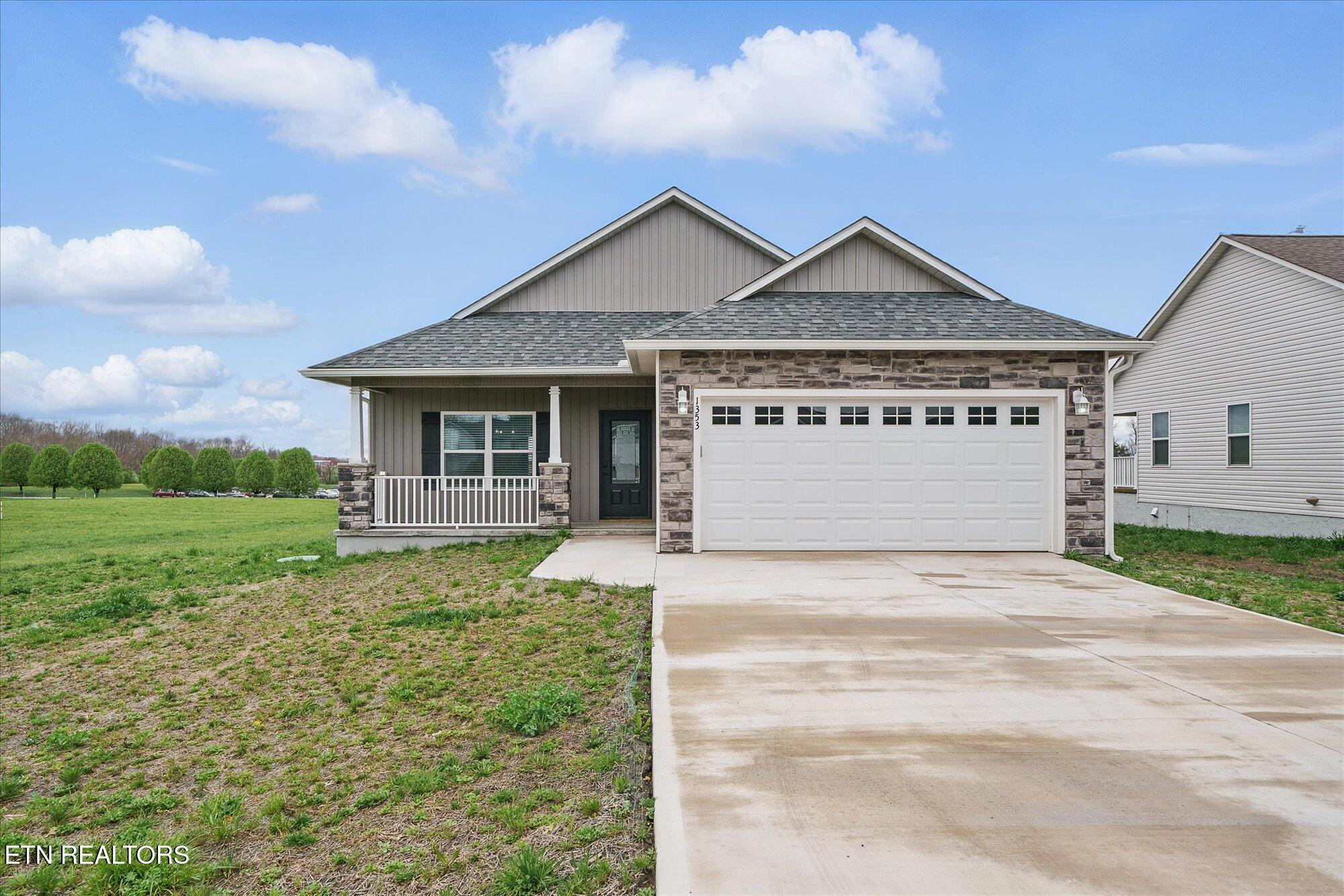 1353 Cook Rd Property Photo