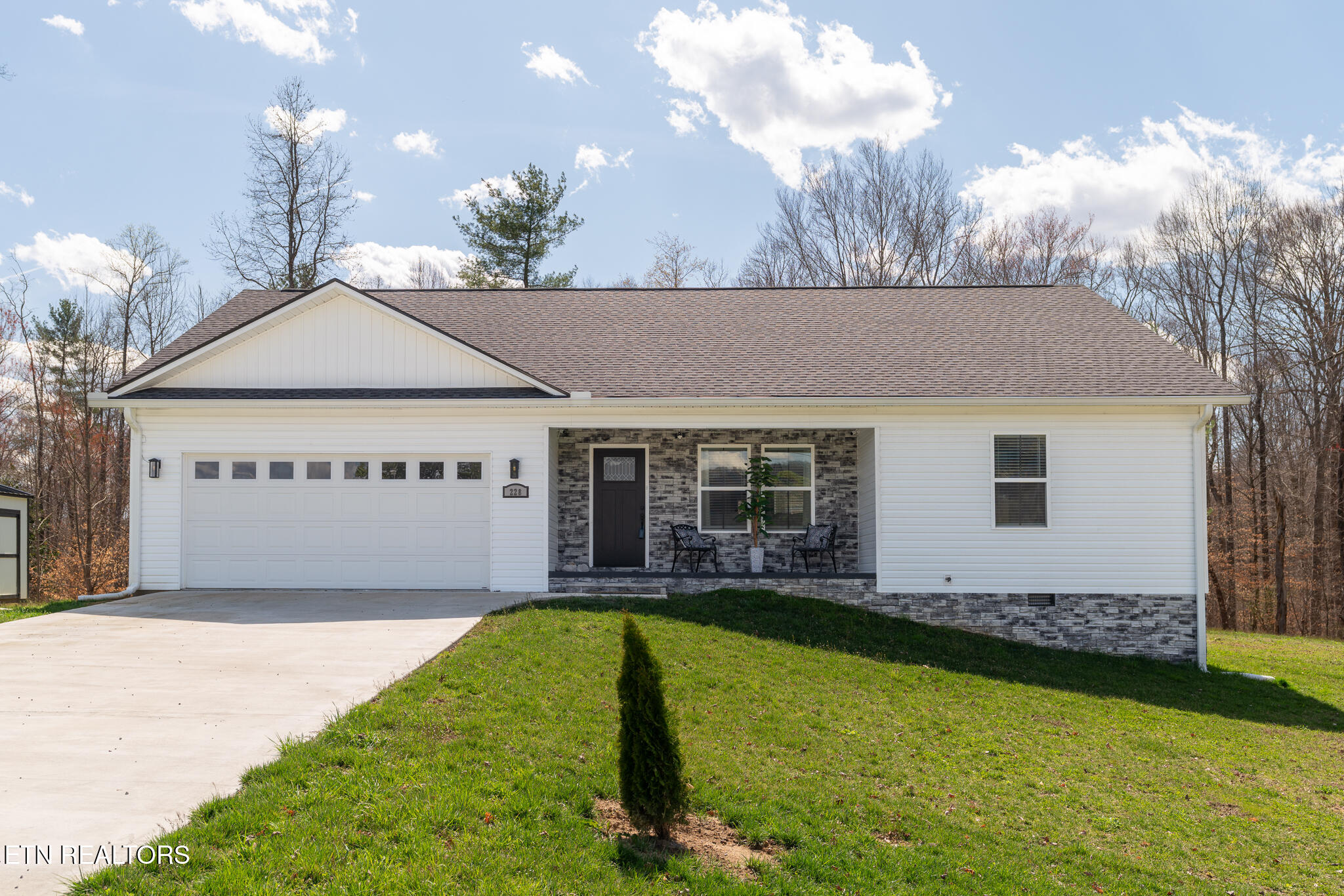 228 Vista Springs Lane Property Photo