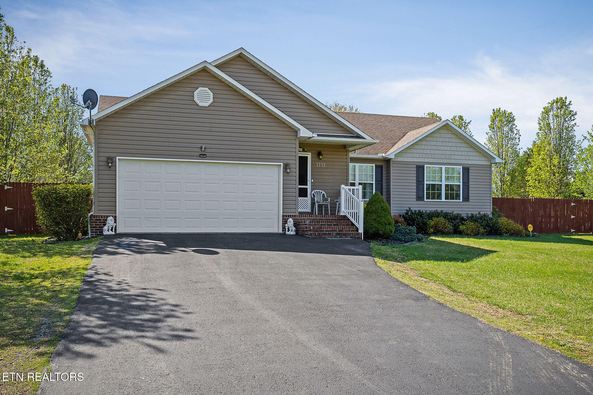 1733 Tyler Drive Property Photo