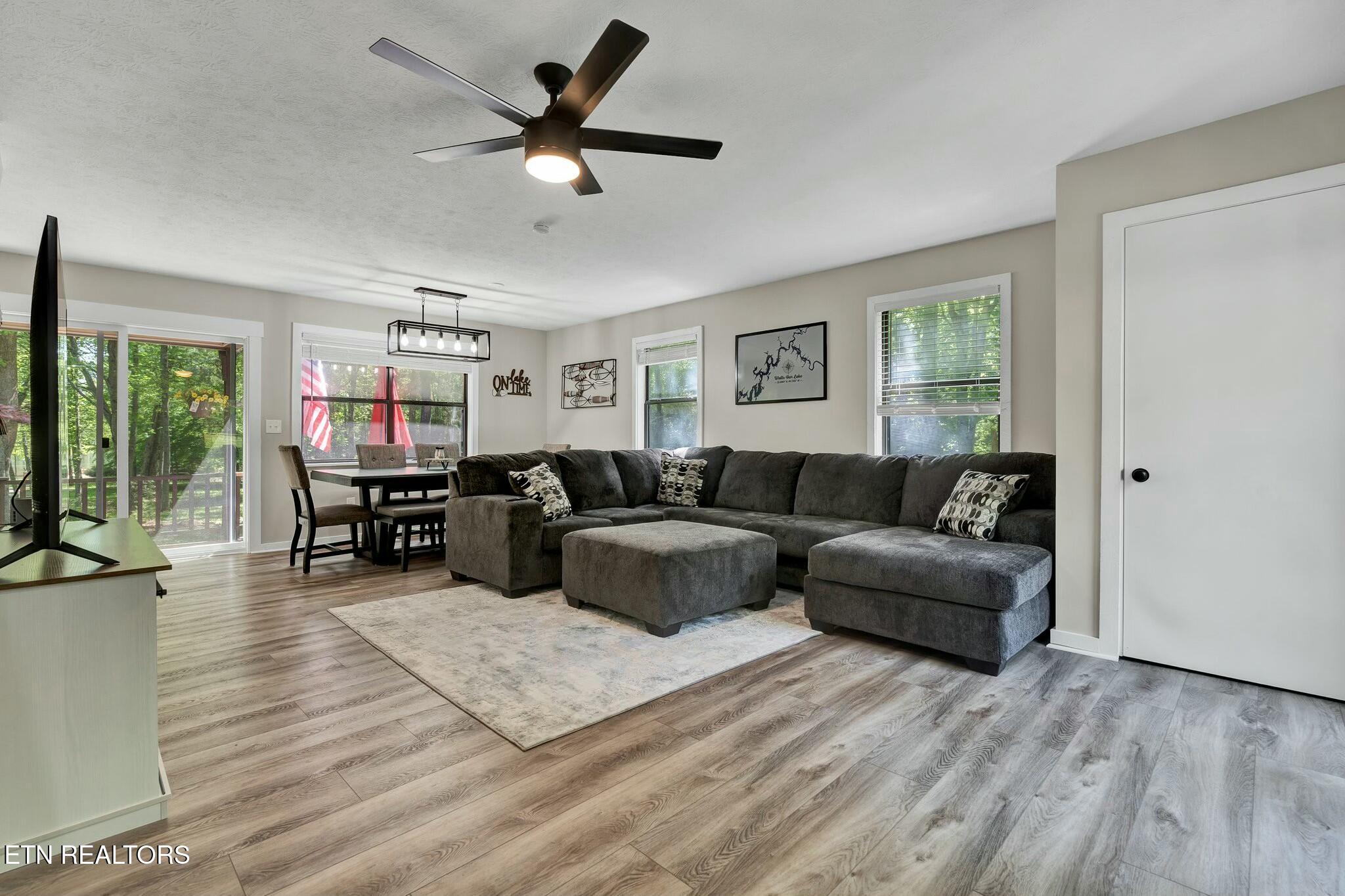198 Amy Tr Property Photo 32