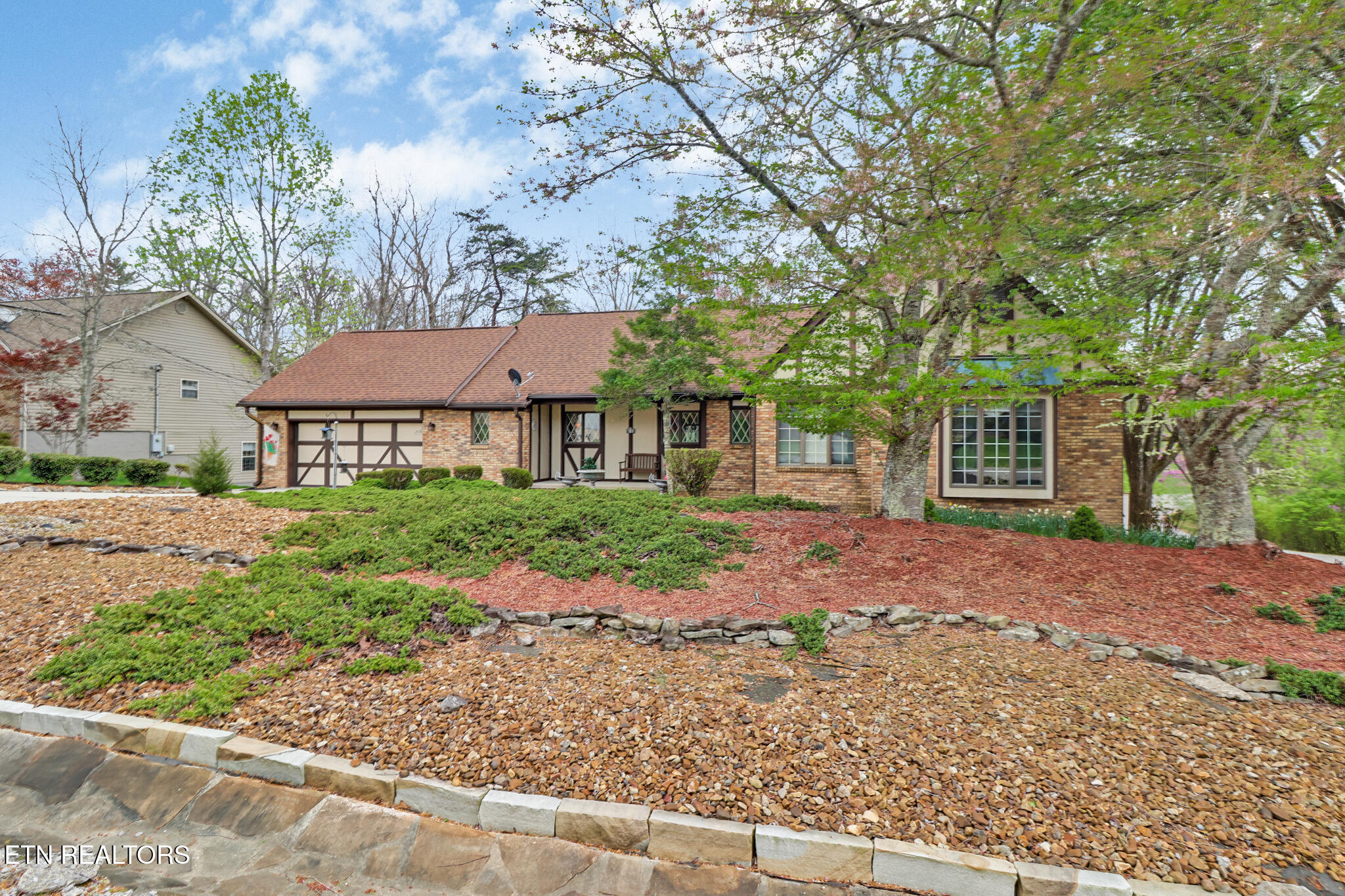 181 Snead Drive Property Photo 3