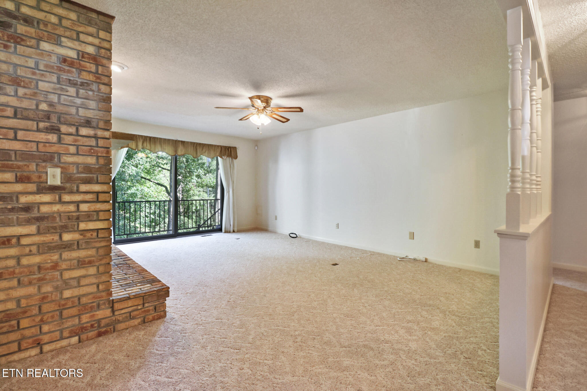 181 Snead Drive Property Photo 8
