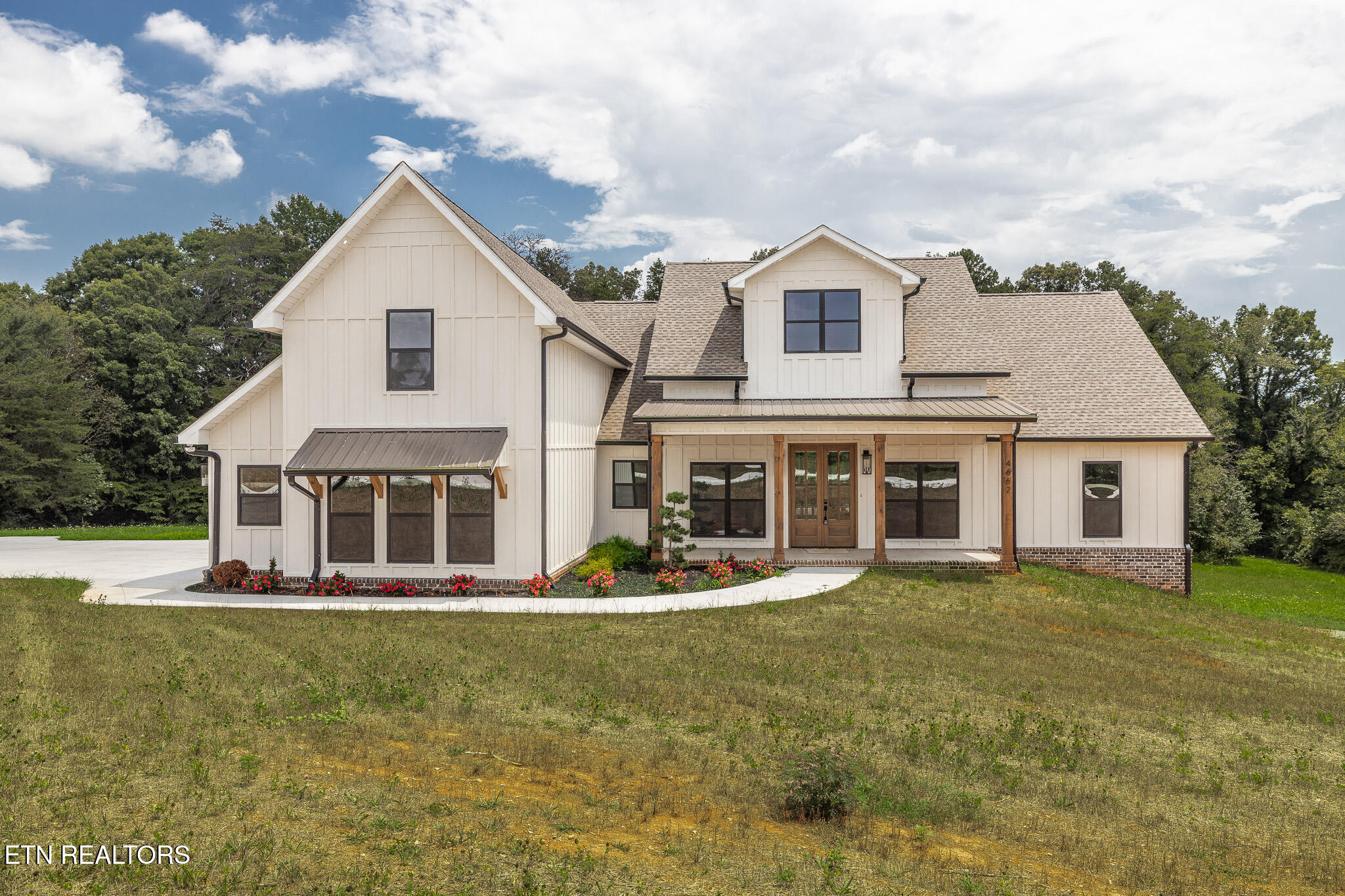 4662 Morganton Rd Property Photo 1