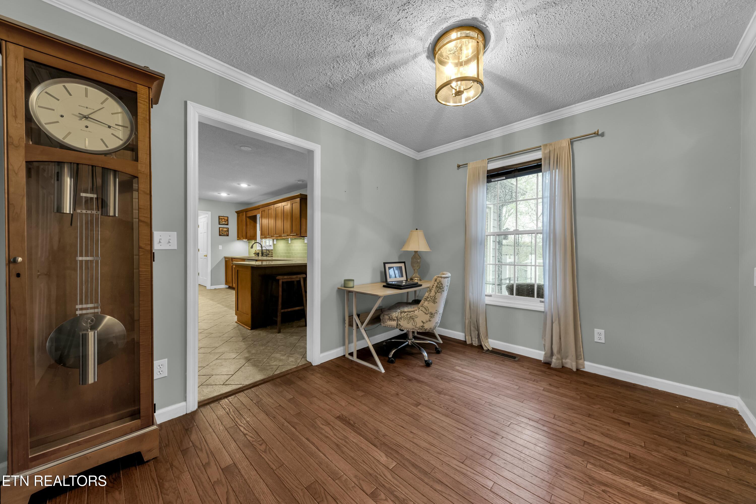 5808 Tazewell Pike Property Photo 5